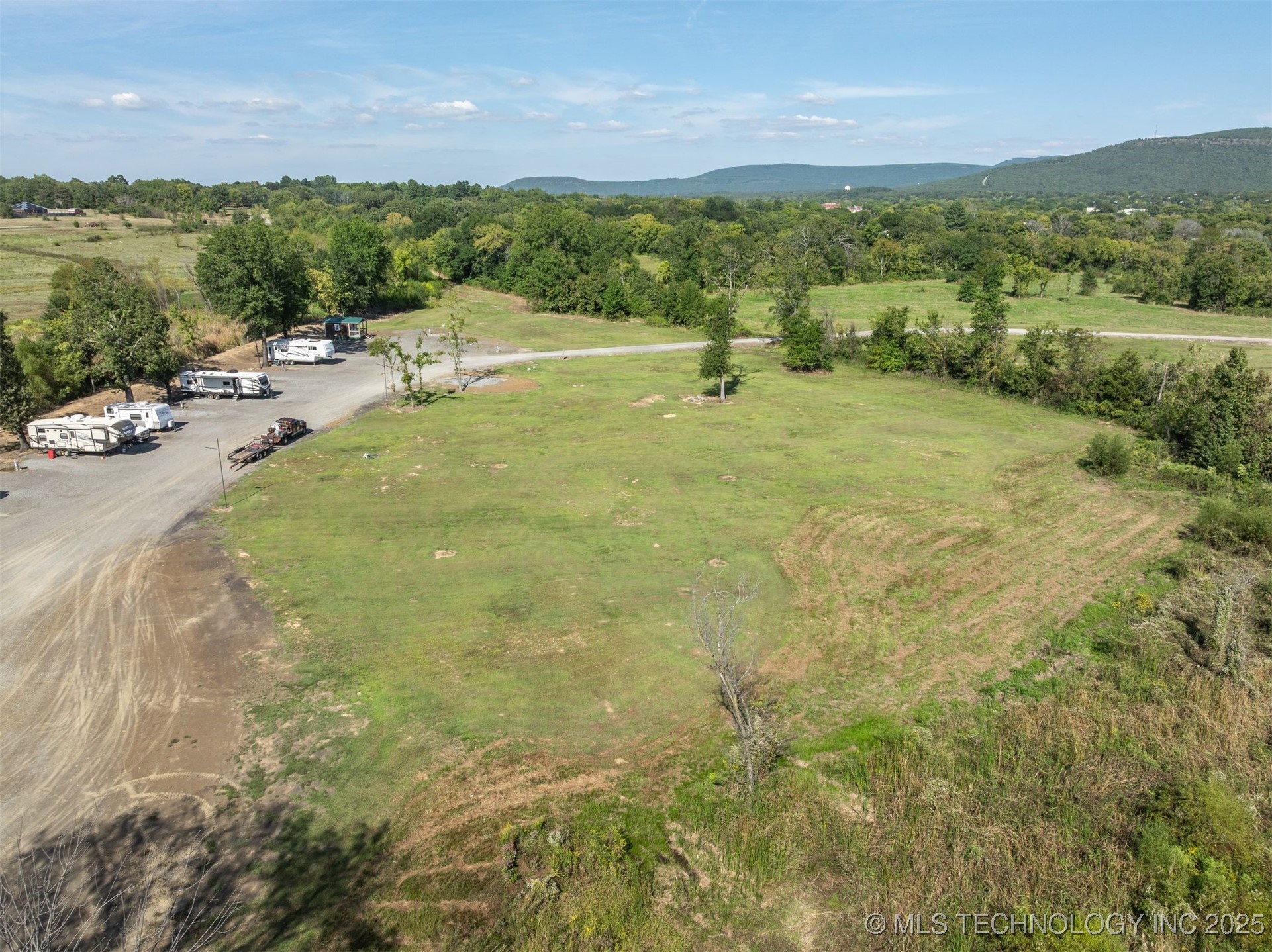 23000 Hideaway Drive Property Photo 24