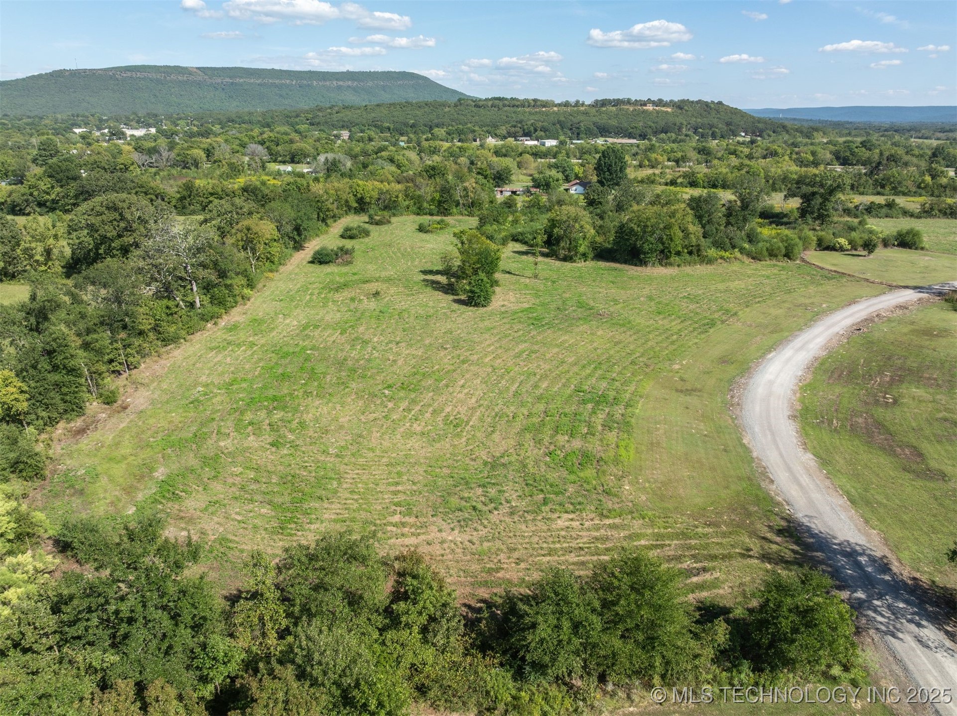 23000 Hideaway Drive Property Photo 25