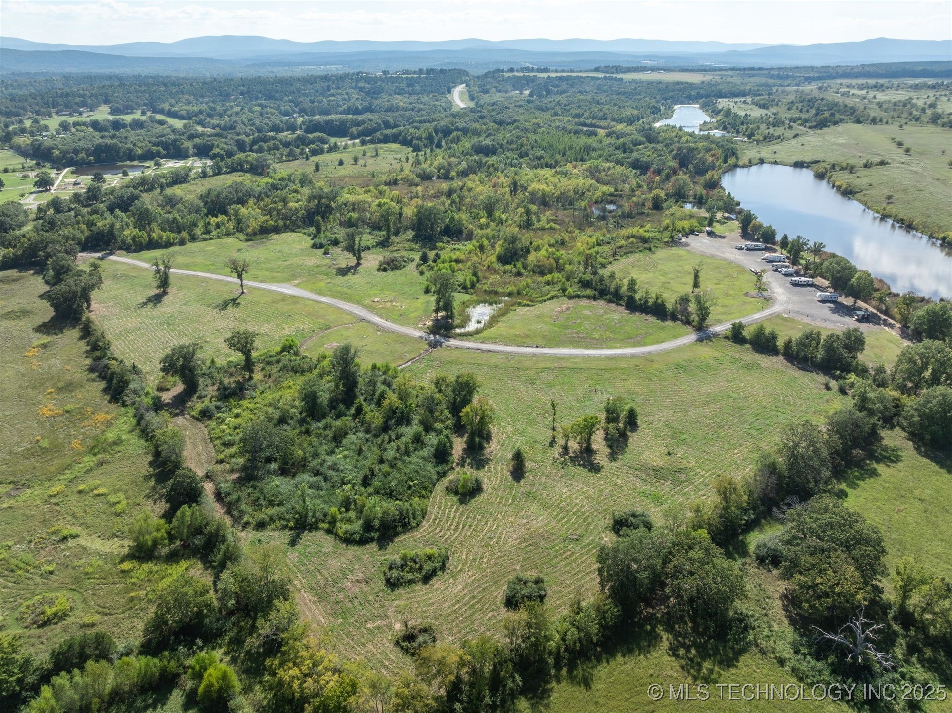 23000 Hideaway Drive Property Photo 27