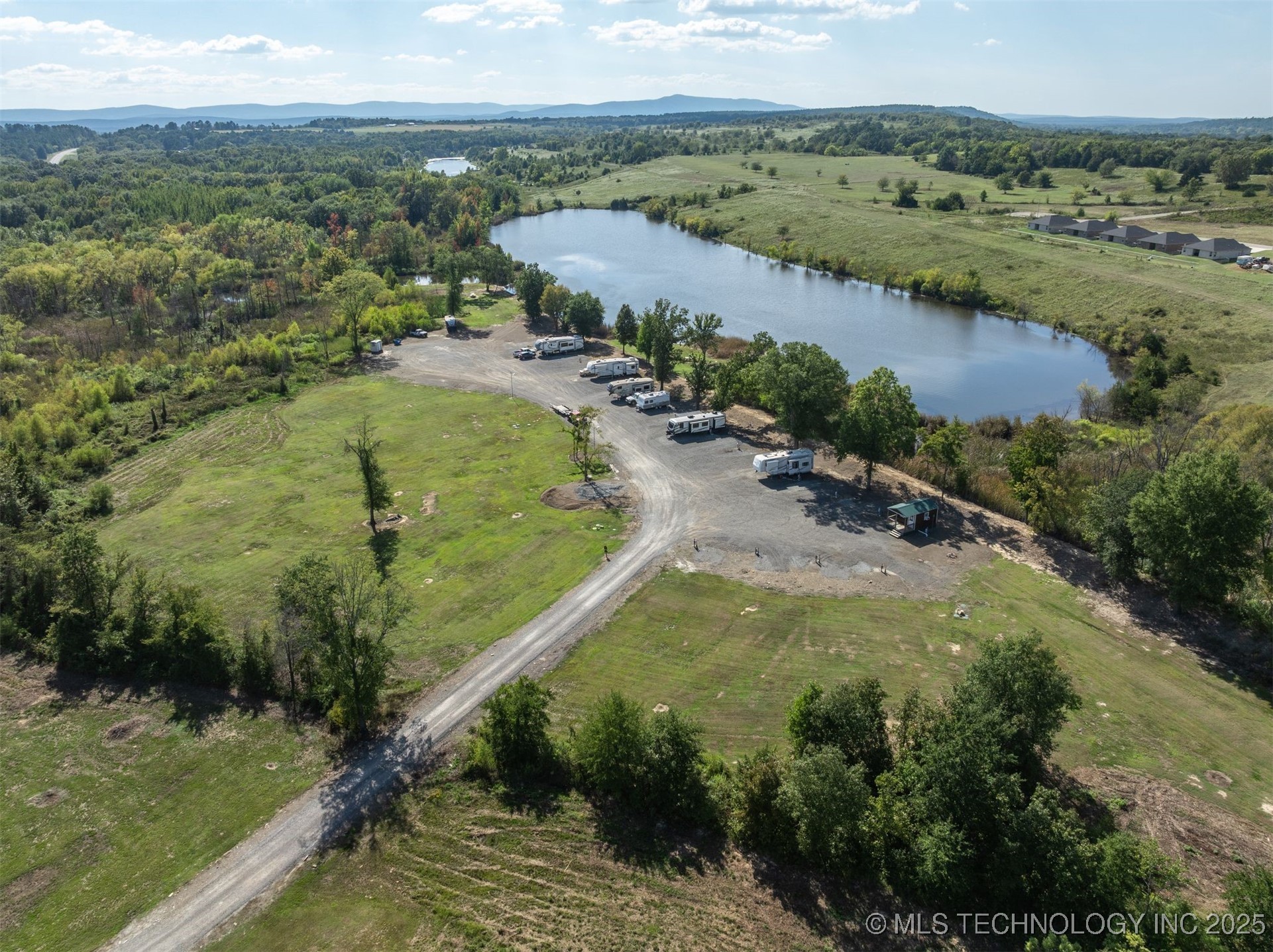 23000 Hideaway Drive Property Photo 36
