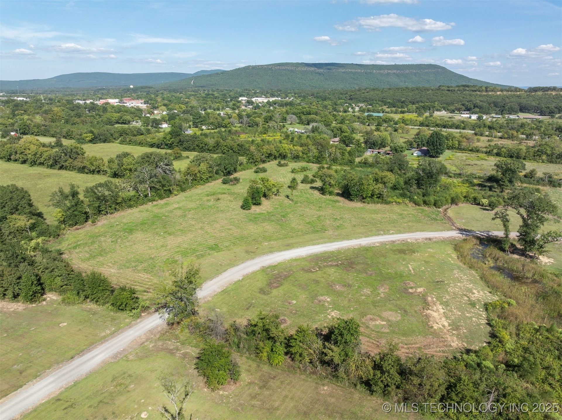 23000 Hideaway Drive Property Photo 38