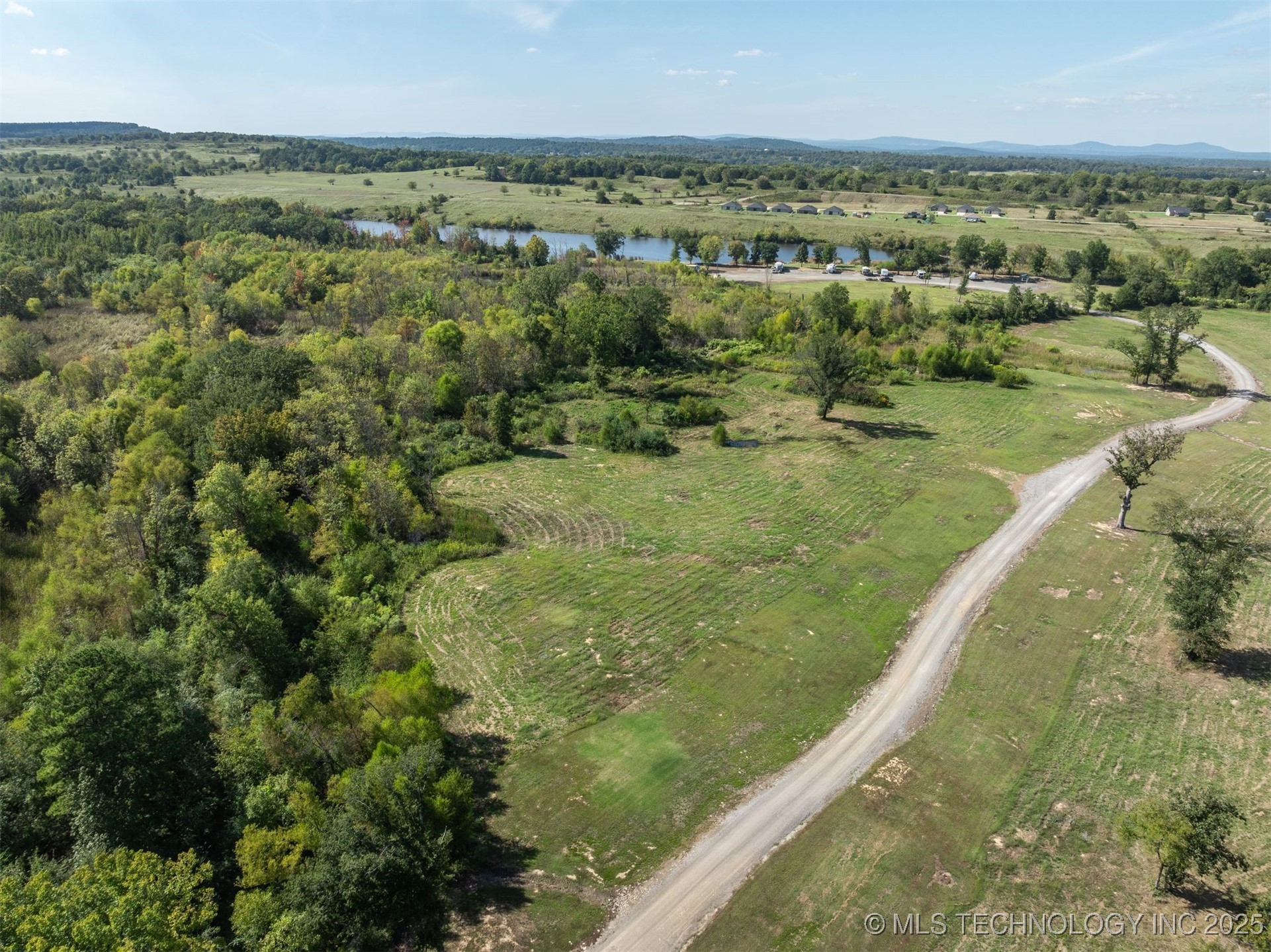 23000 Hideaway Drive Property Photo 40