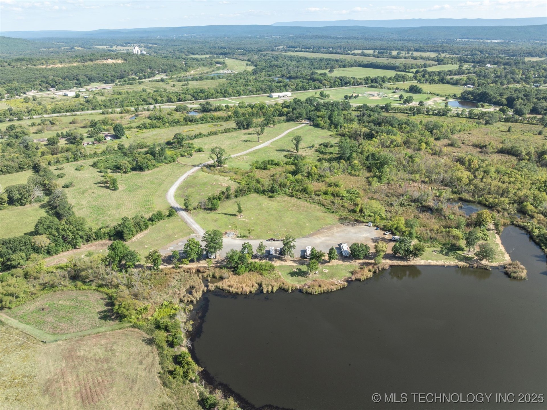 23000 Hideaway Drive Property Photo 42