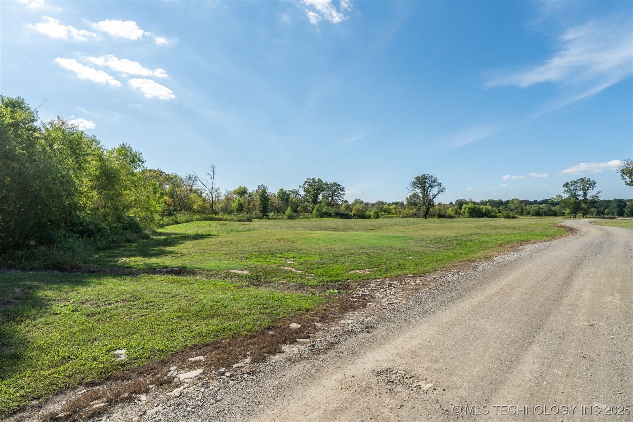 23000 Hideaway Drive Property Photo 46