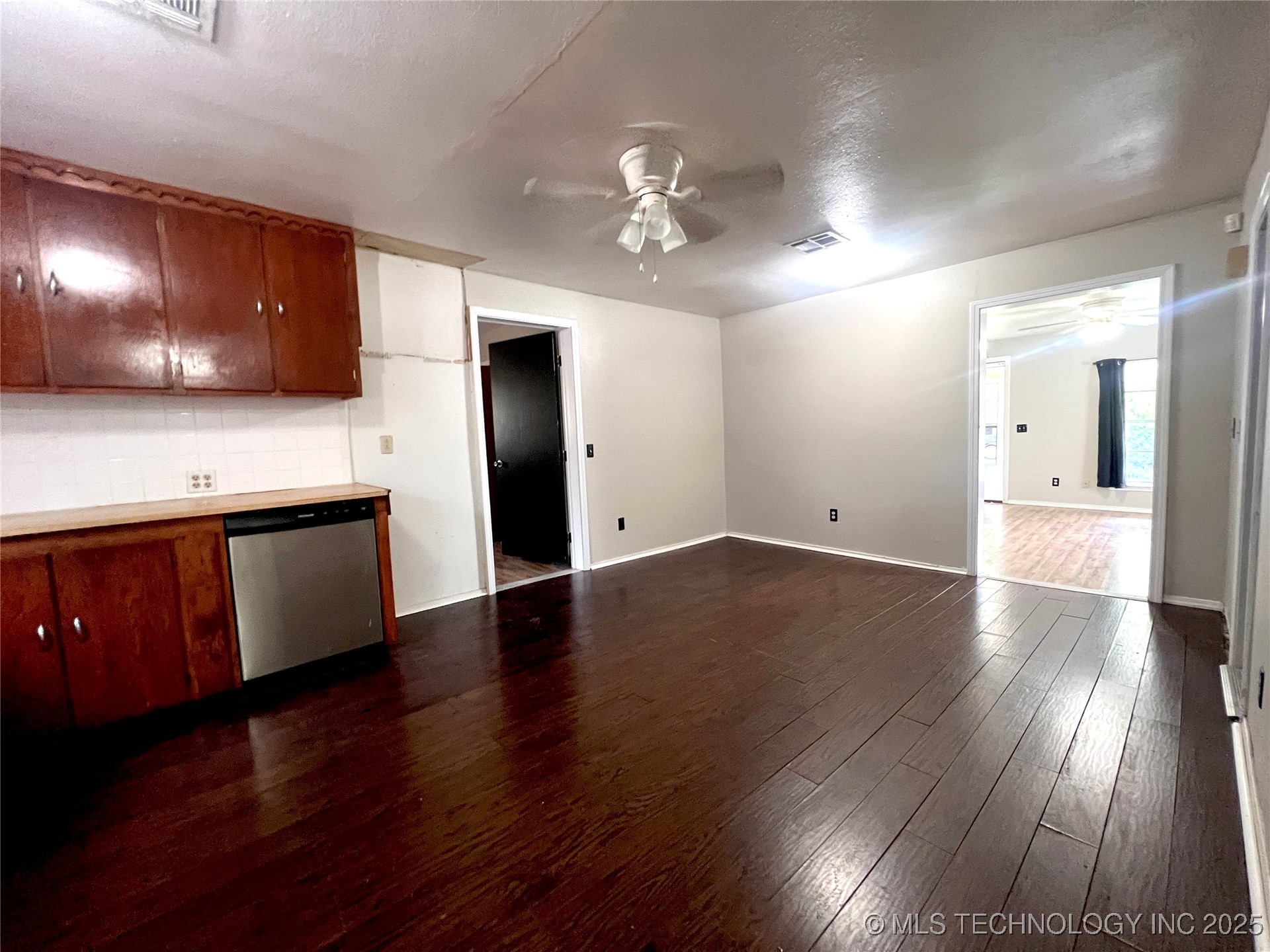 420 Taylor Street Property Photo 17