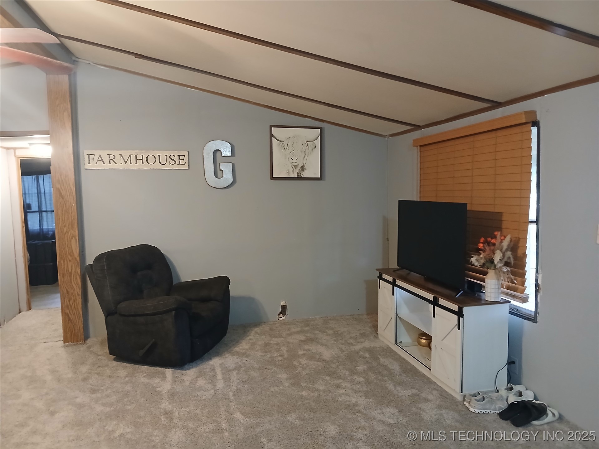 413697 E 1090 Road Property Photo 11