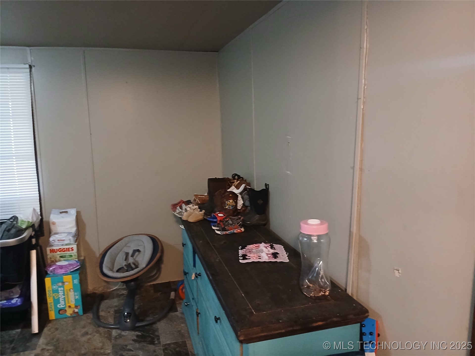 413697 E 1090 Road Property Photo 16