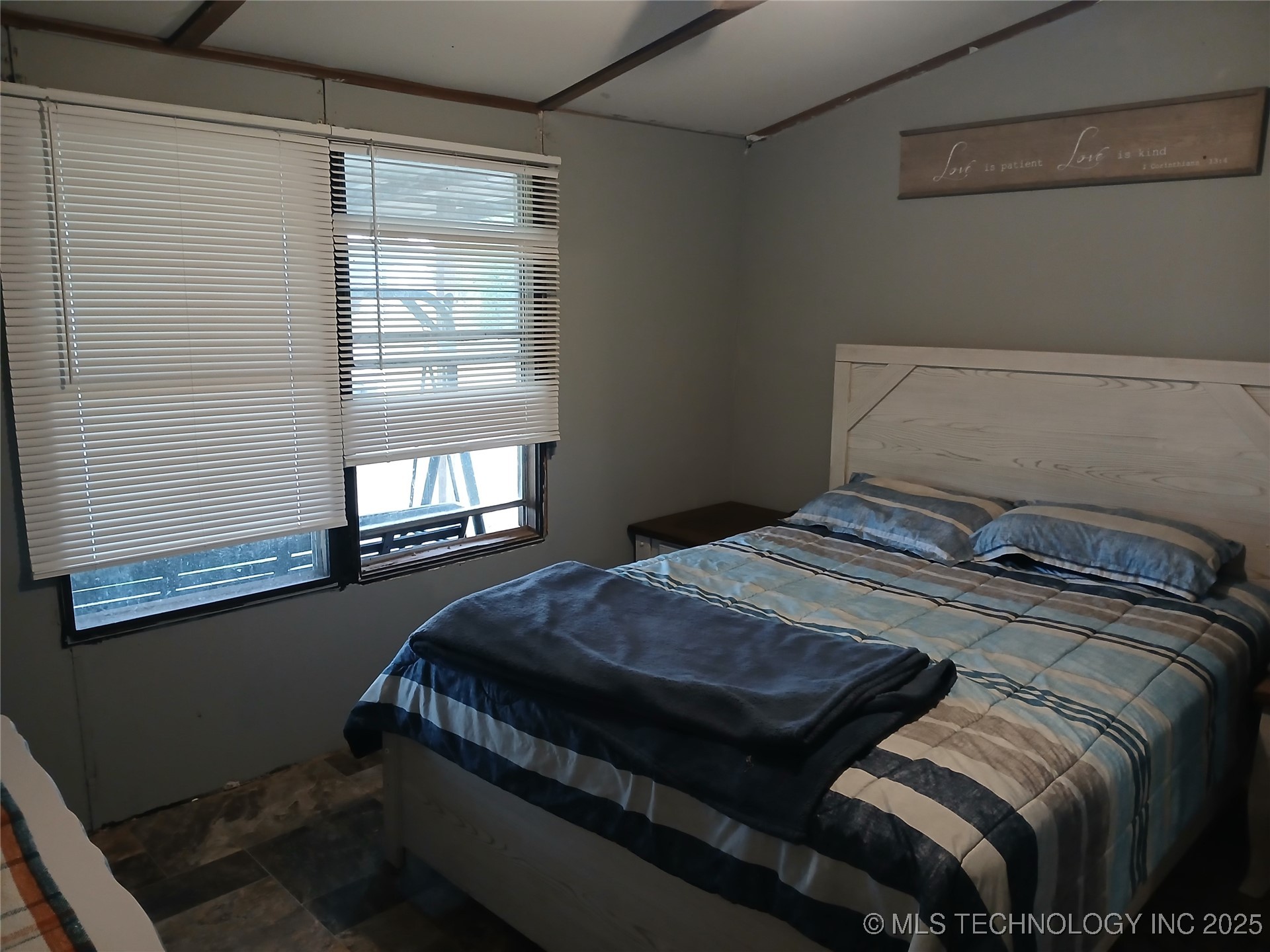 413697 E 1090 Road Property Photo 20