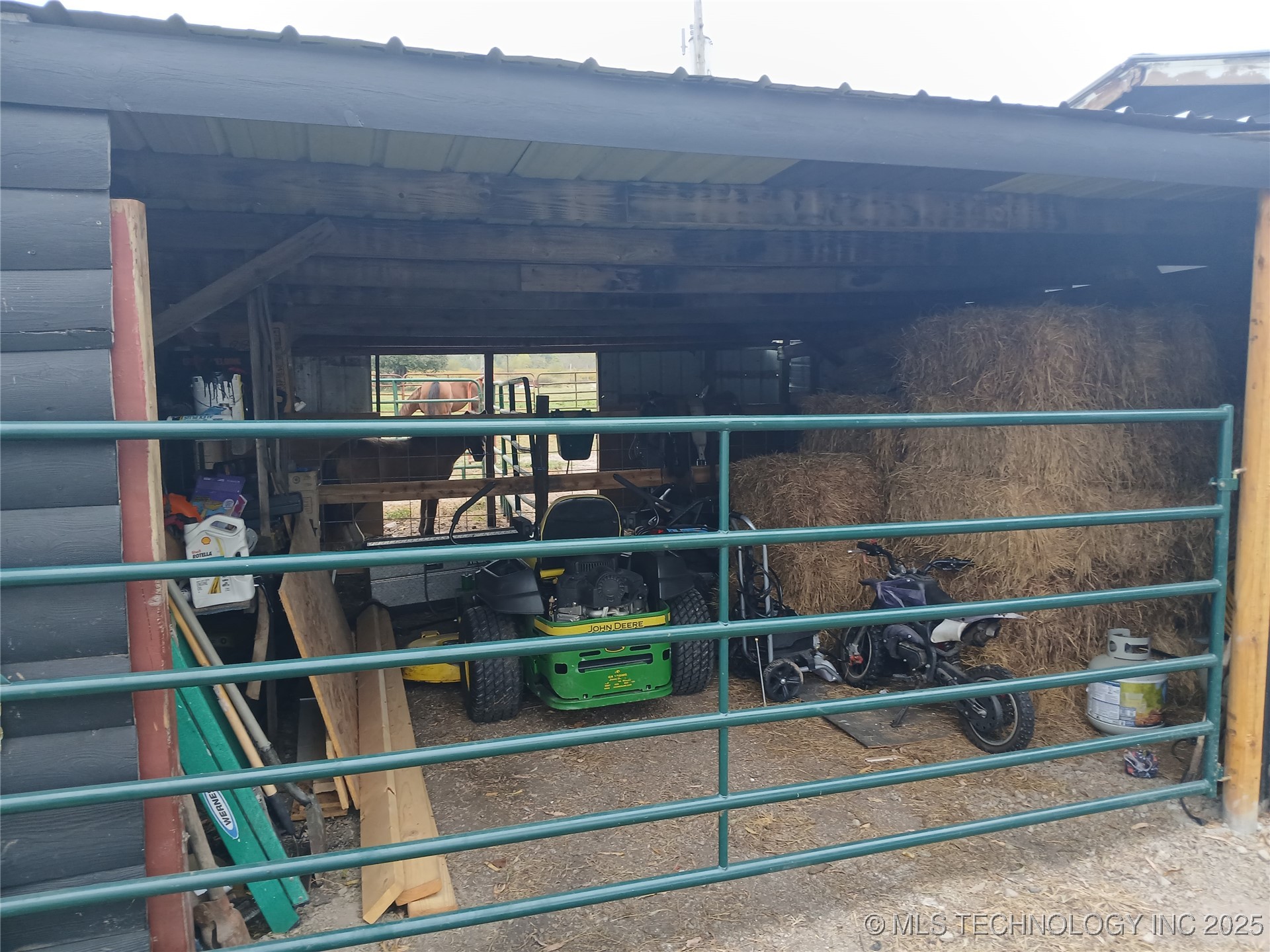 413697 E 1090 Road Property Photo 28