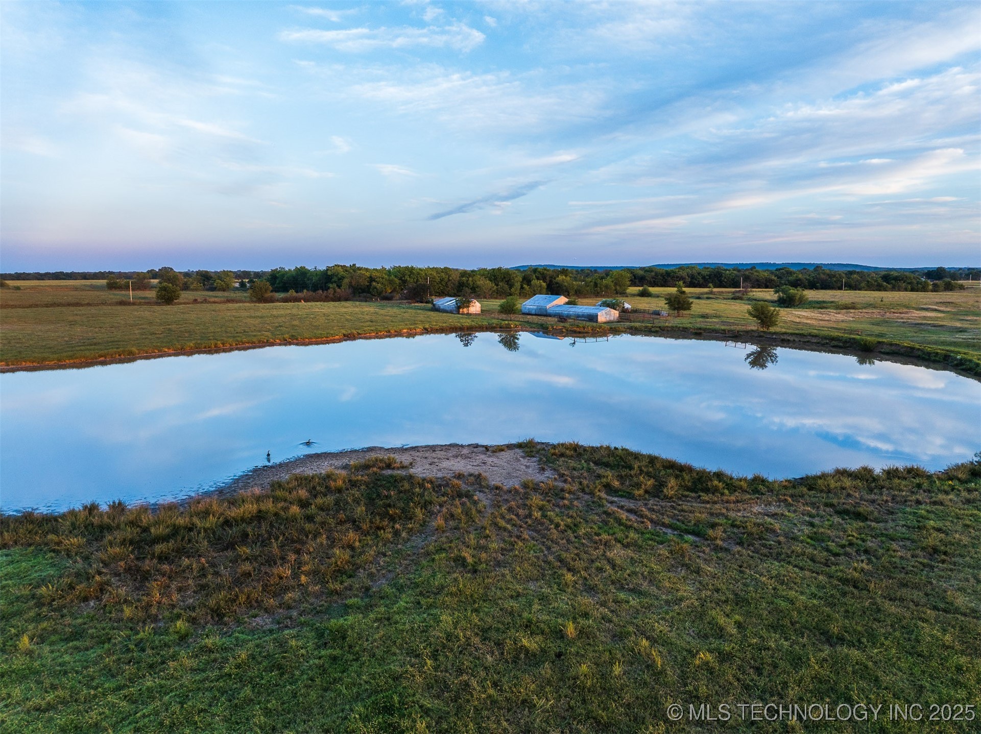 3 S 320 Road Property Photo 9