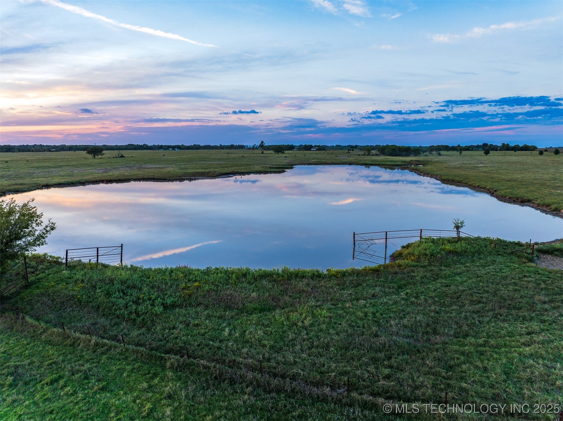 3 S 320 Road Property Photo 15