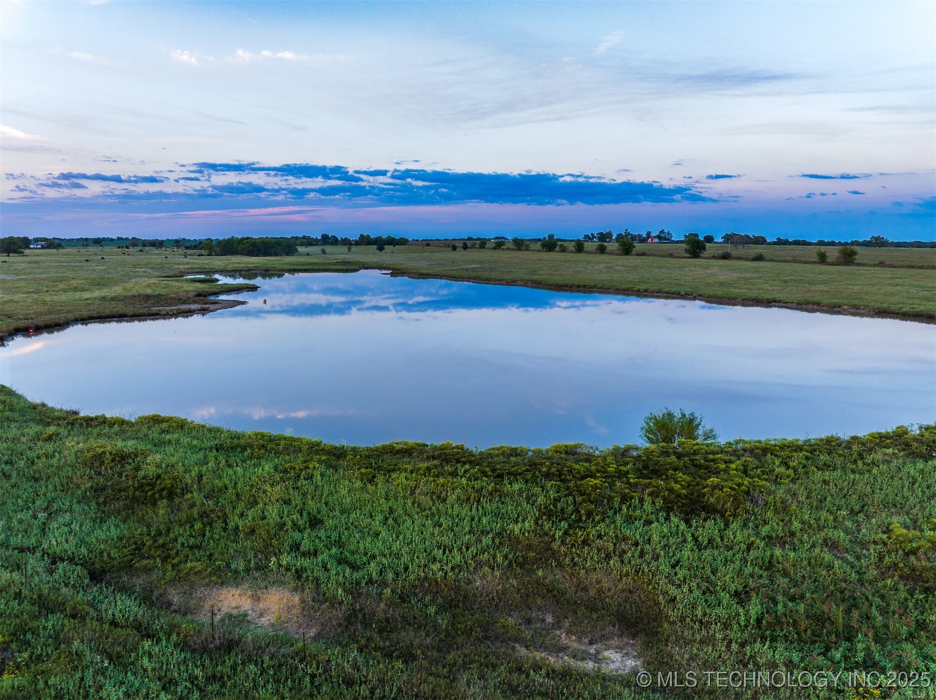 3 S 320 Road Property Photo 16