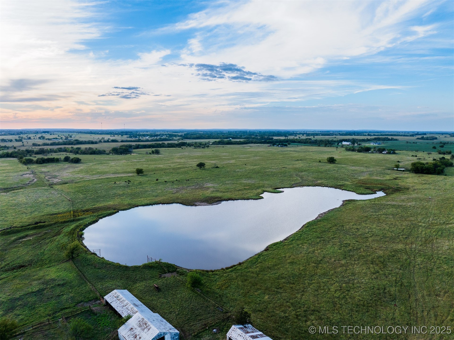 3 S 320 Road Property Photo 17