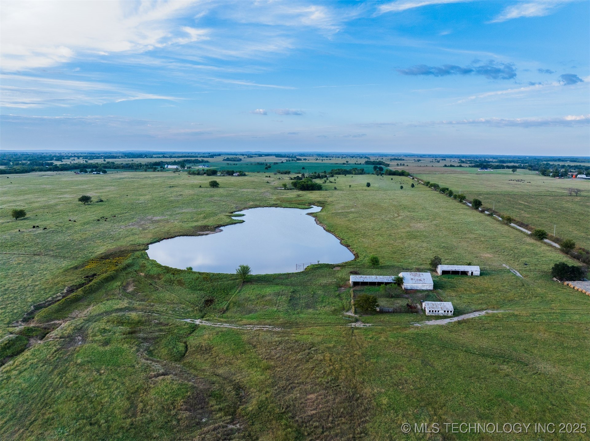 3 S 320 Road Property Photo 20