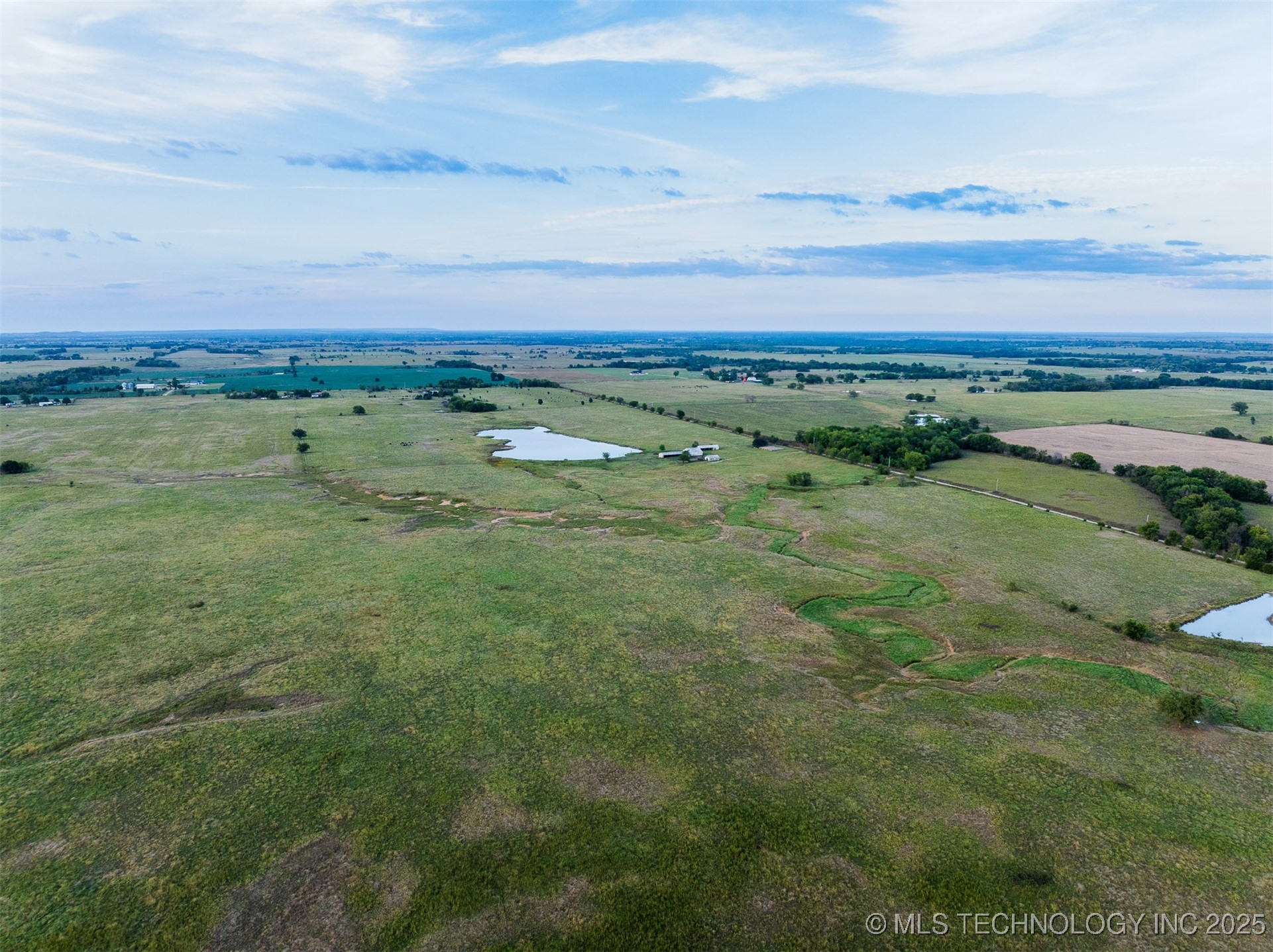 3 S 320 Road Property Photo 41