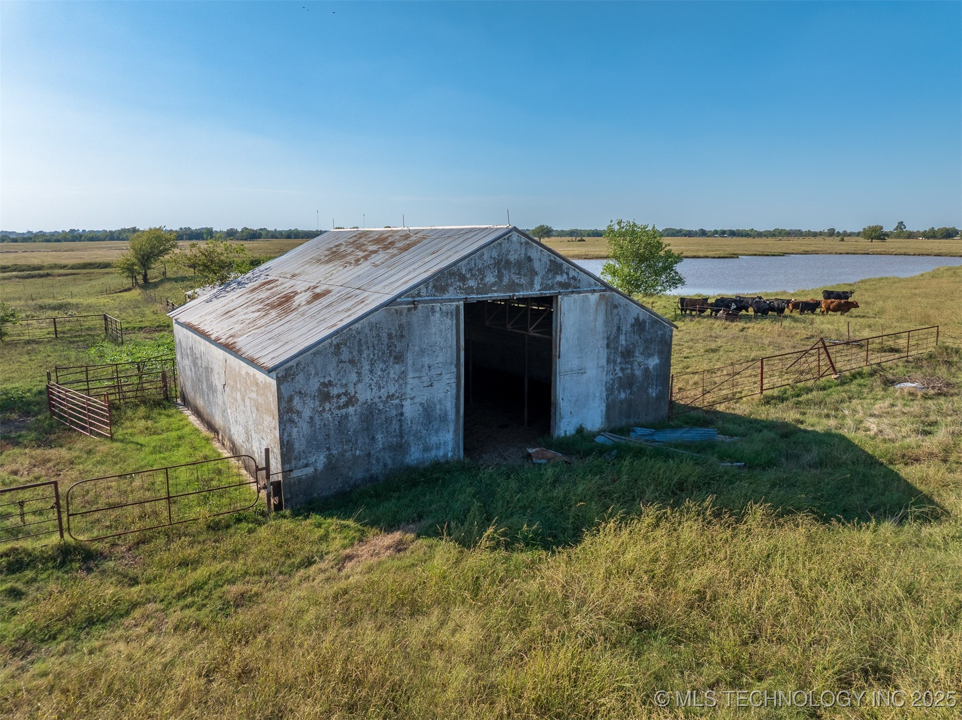 3 S 320 Road Property Photo 65