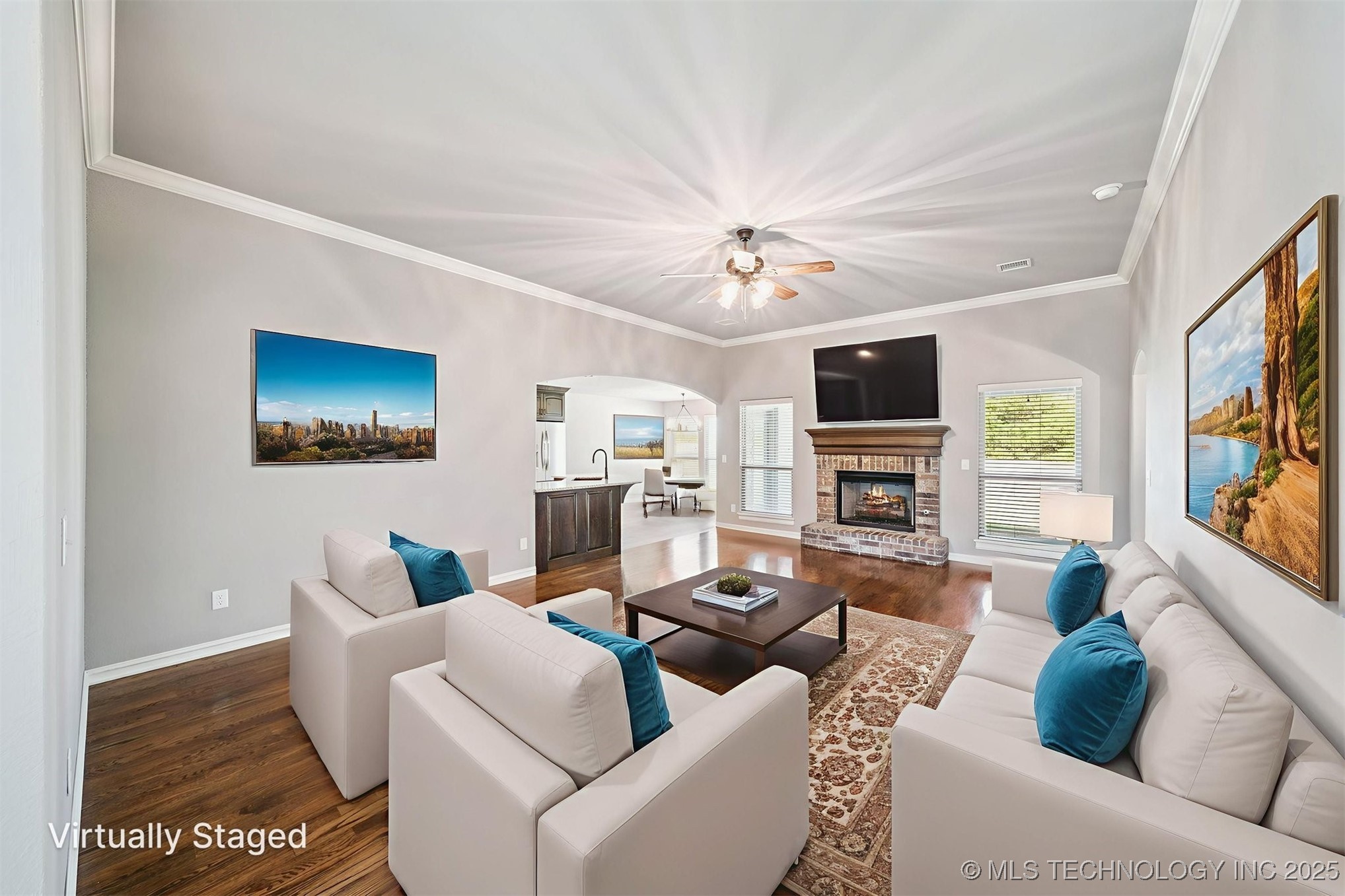 1819 E 43rd Street Property Photo 5