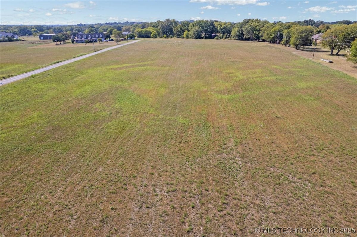 001 N Washington Road Property Photo 7