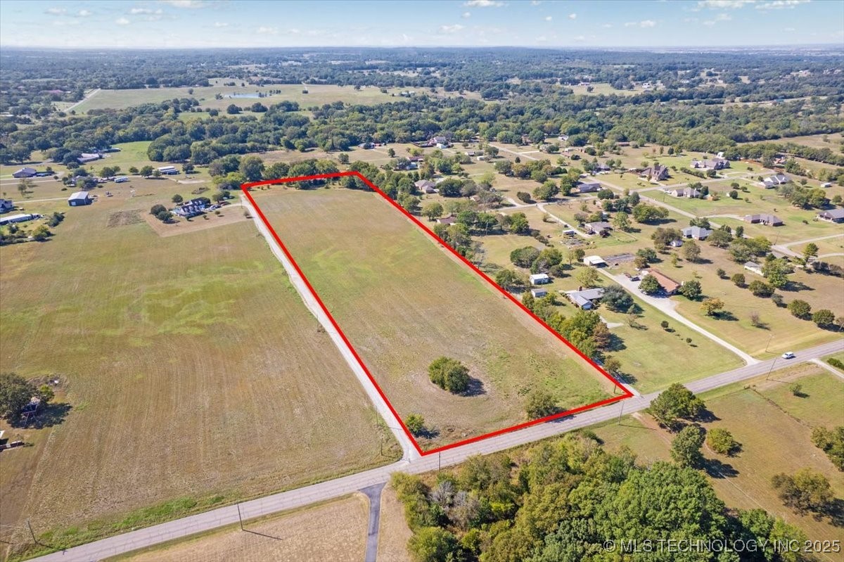 001 N Washington Road Property Photo 15