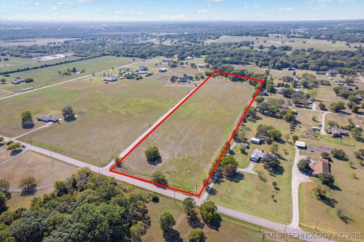 001 N Washington Road Property Photo 17