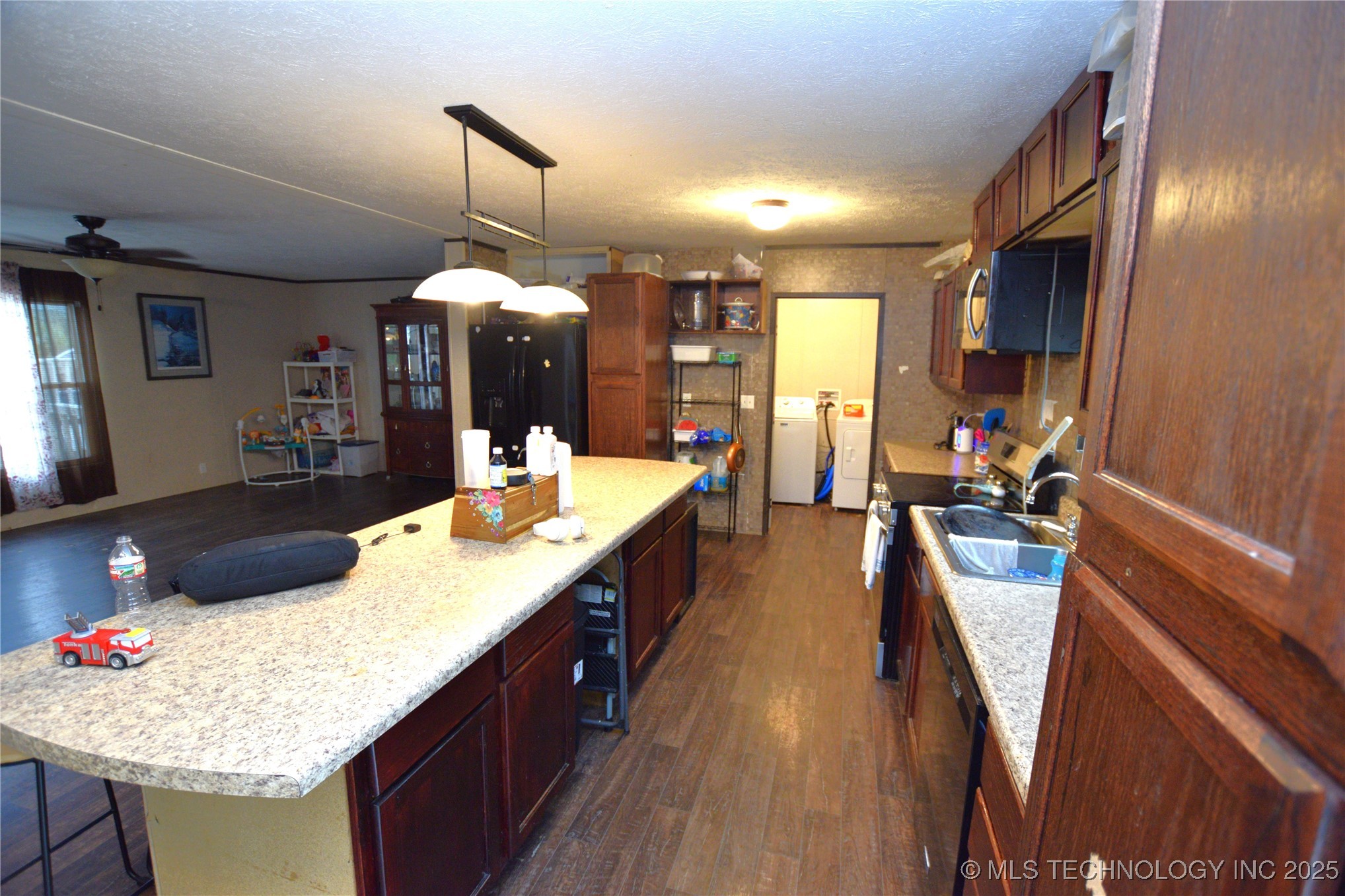 469581 E 815 Road Property Photo 21