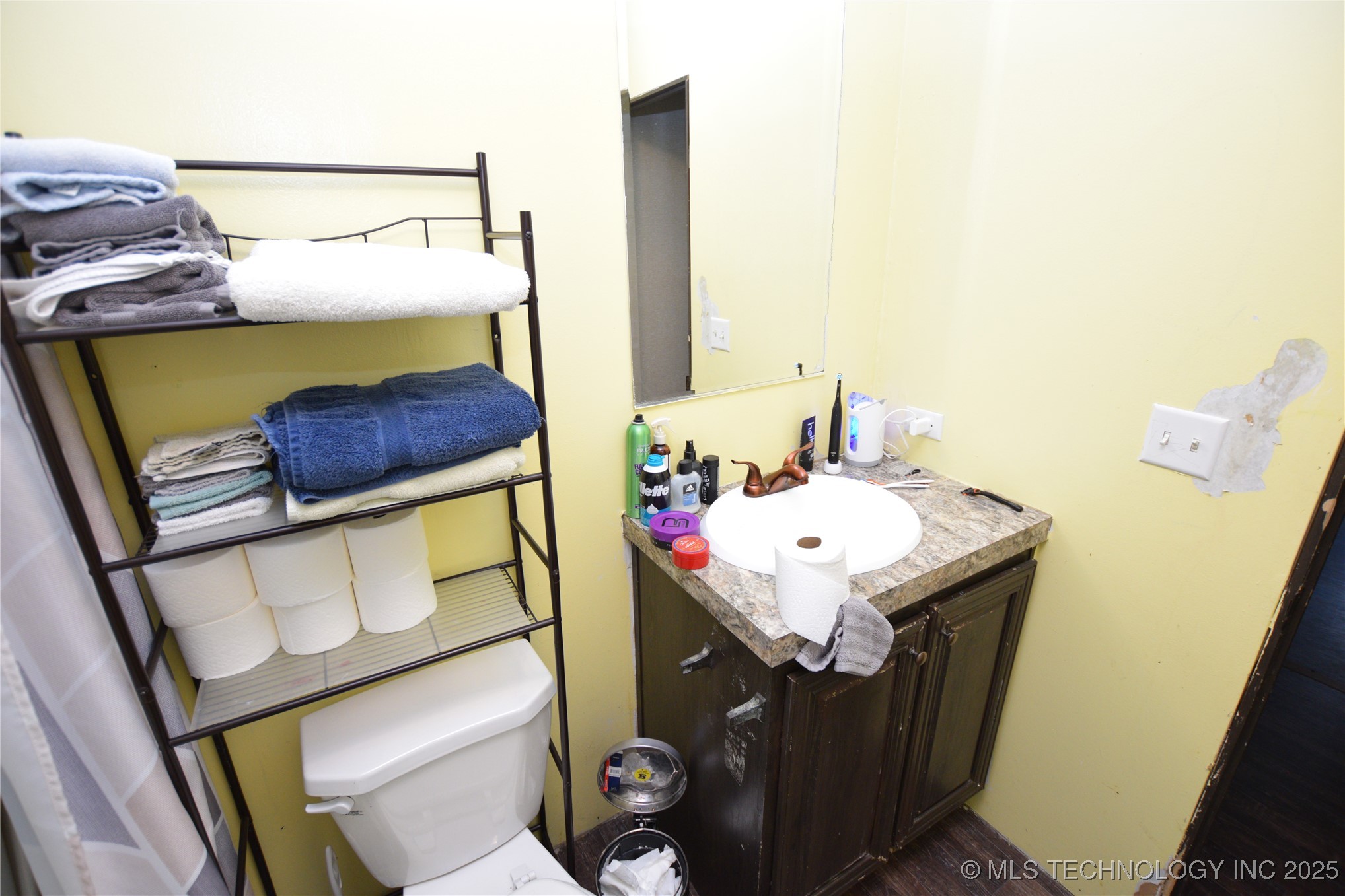 469581 E 815 Road Property Photo 26