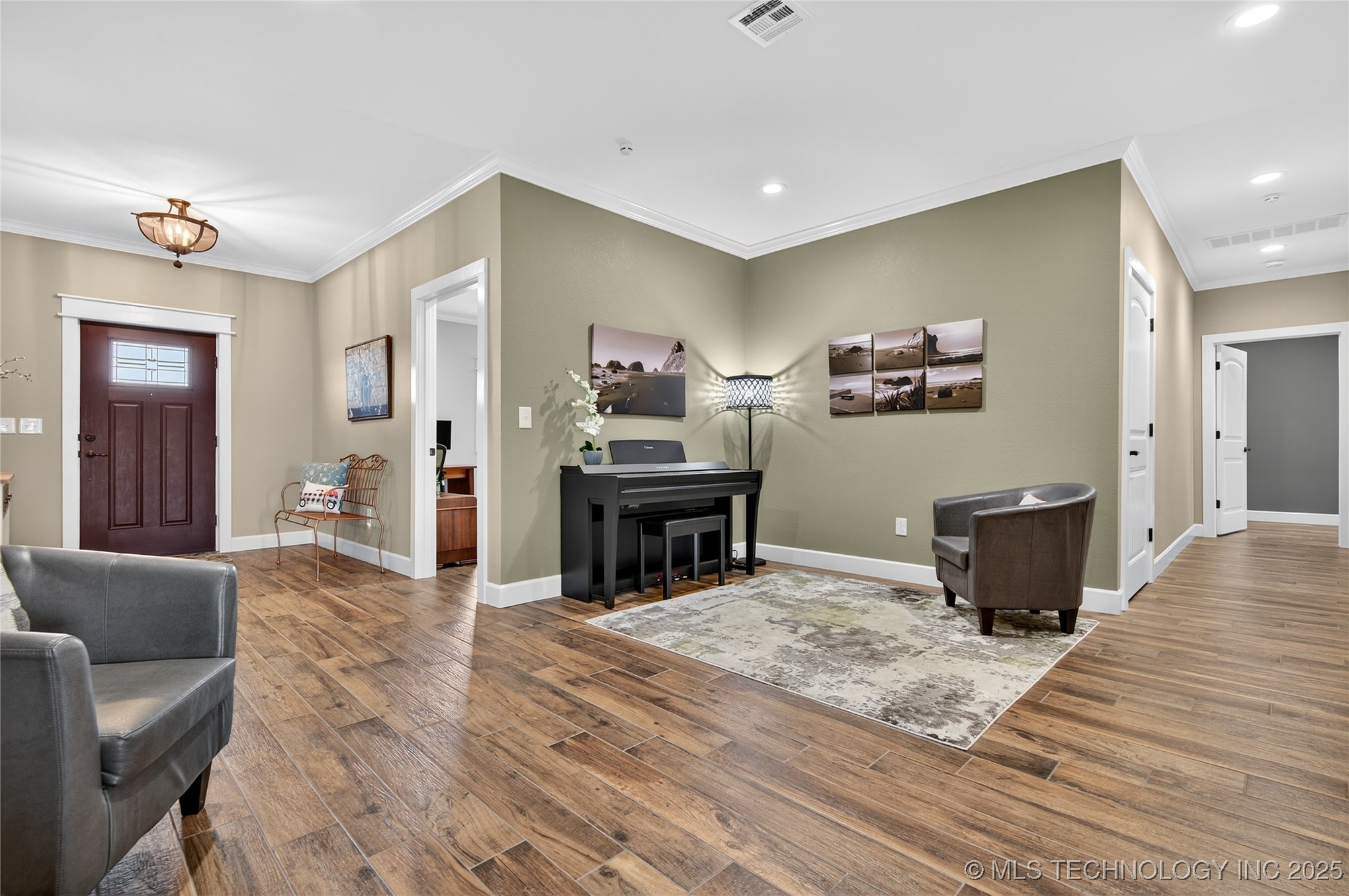 21600 N 4015 Road Property Photo 9