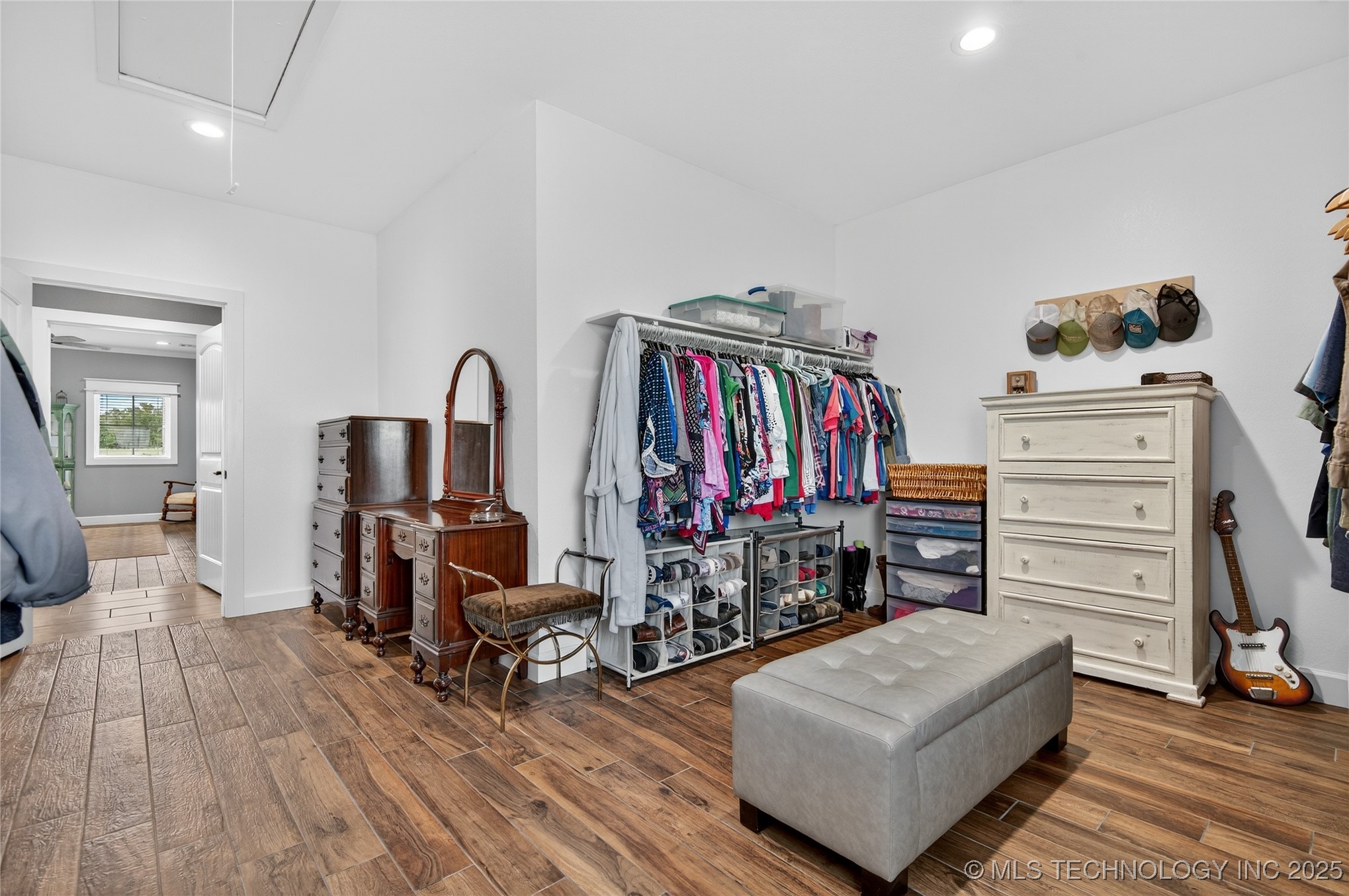 21600 N 4015 Road Property Photo 25