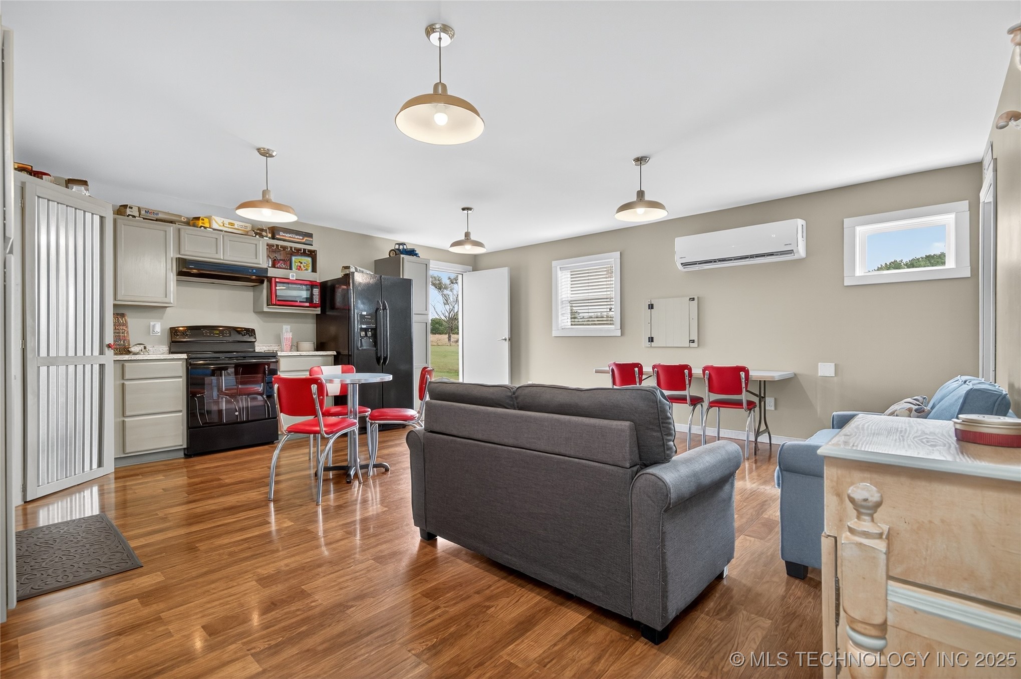 21600 N 4015 Road Property Photo 43