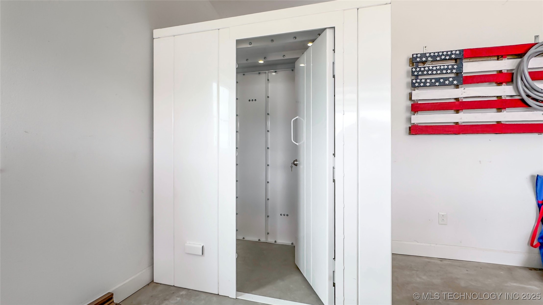 21600 N 4015 Road Property Photo 50