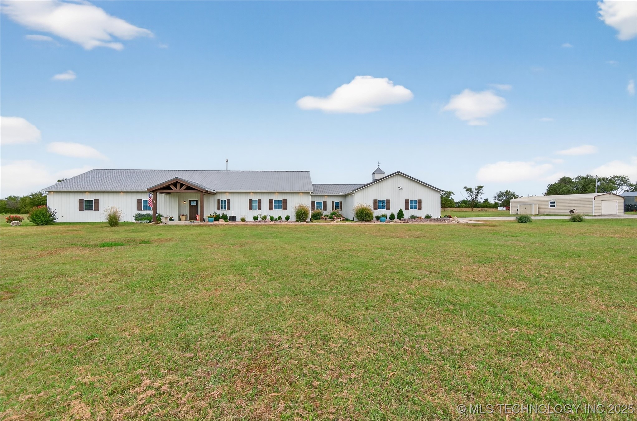 21600 N 4015 Road Property Photo 53