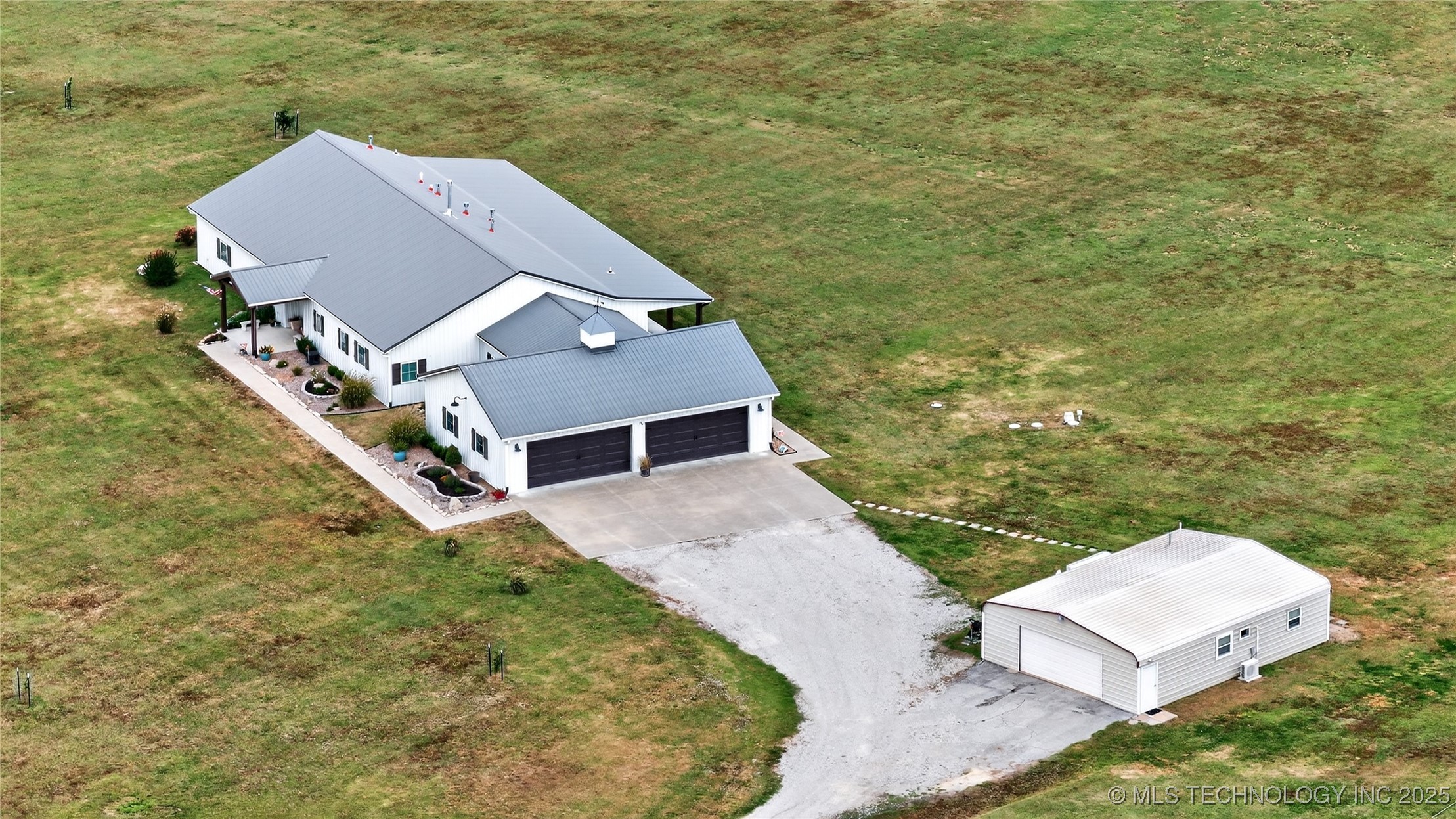 21600 N 4015 Road Property Photo 54