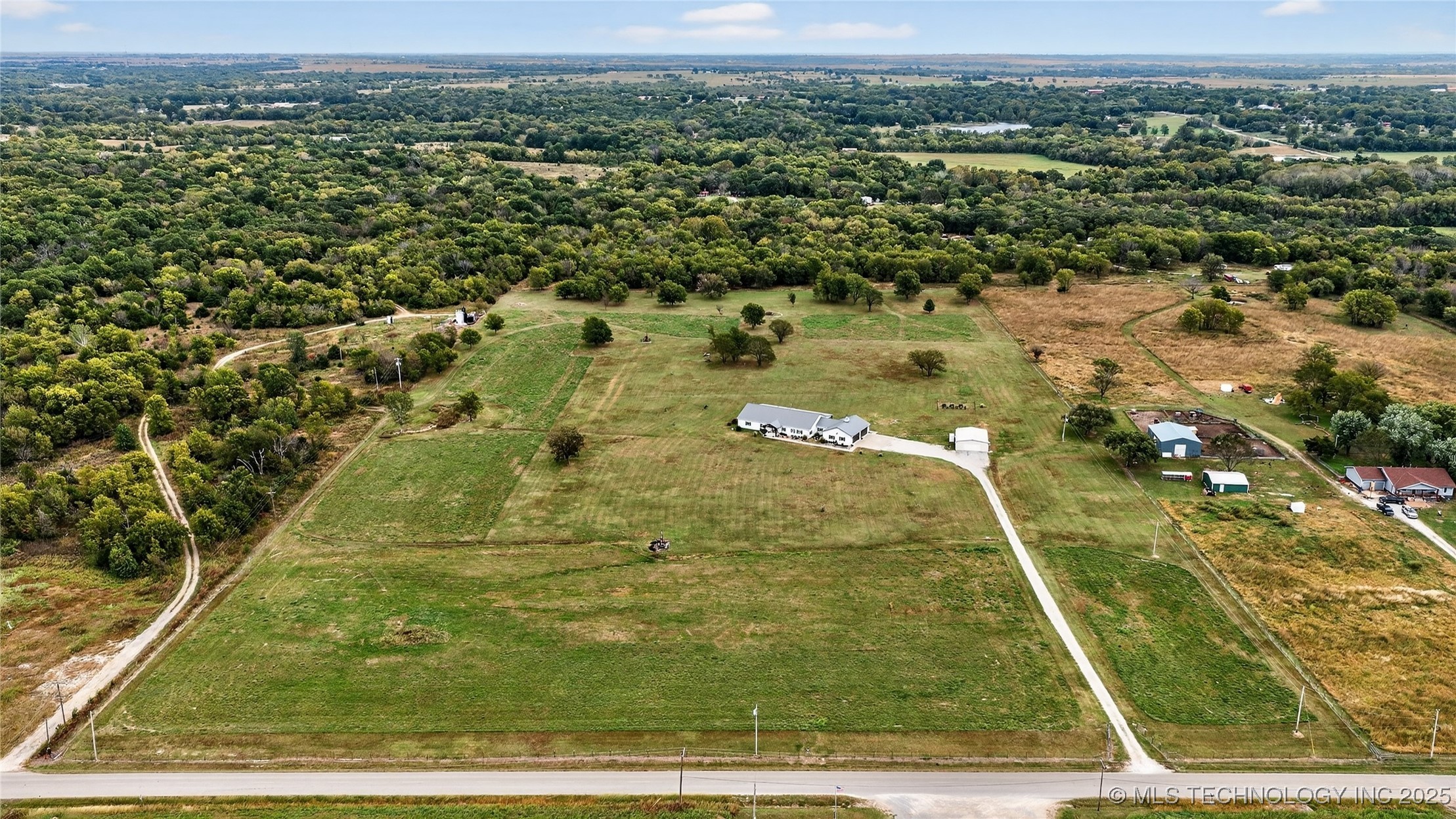 21600 N 4015 Road Property Photo 58