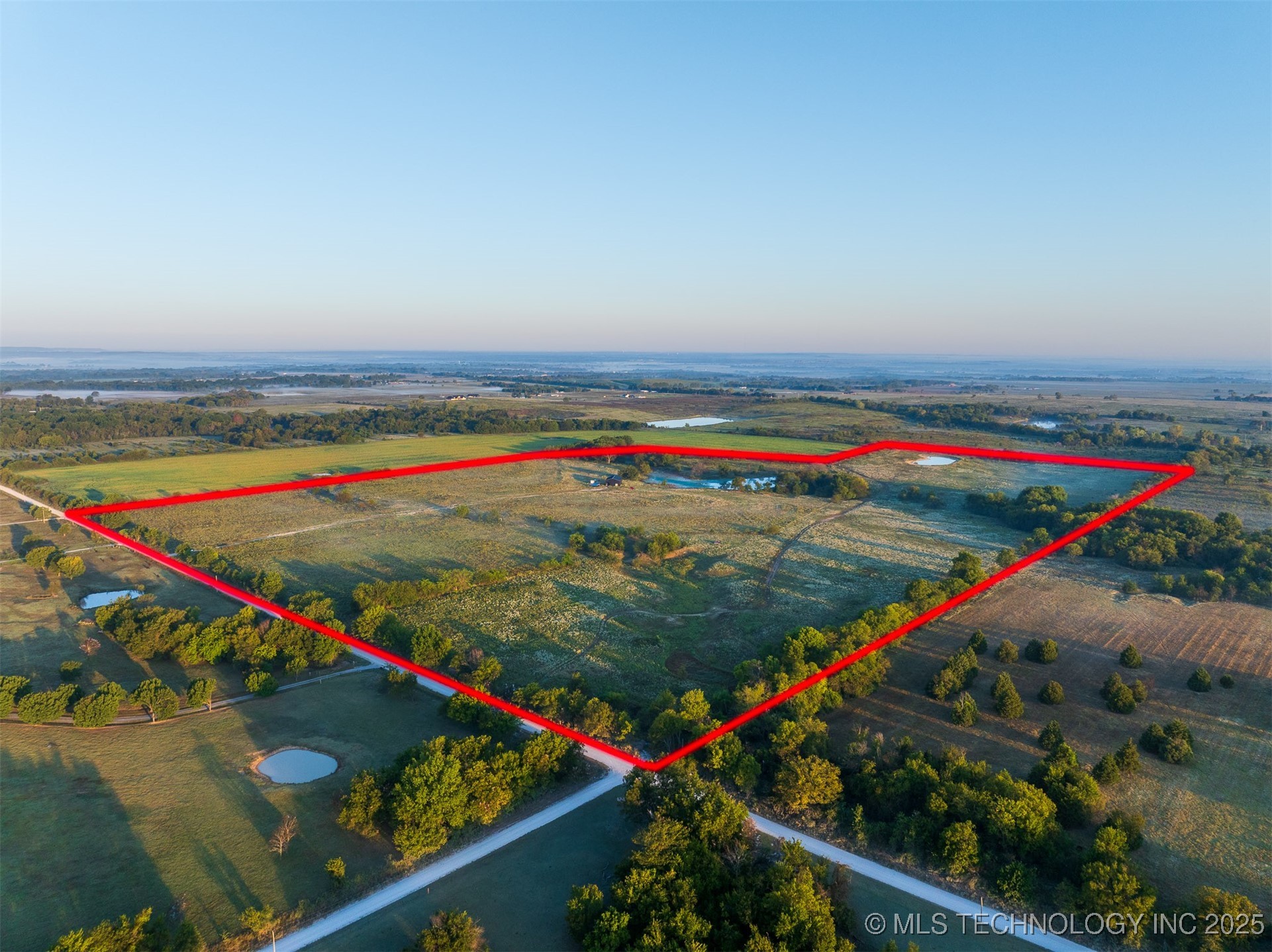 91 E 211th Street S Property Photo 5