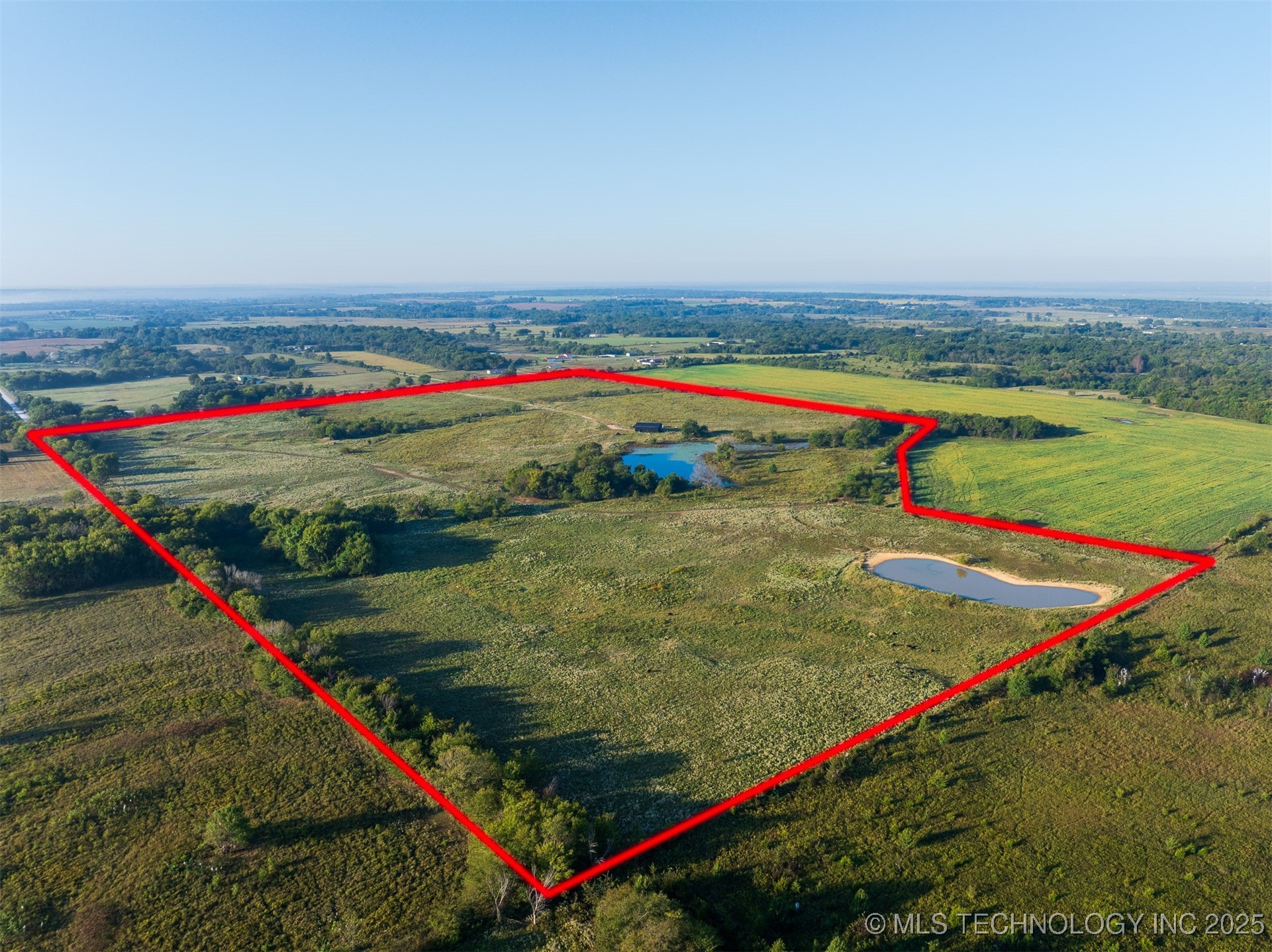 91 E 211th Street S Property Photo 6