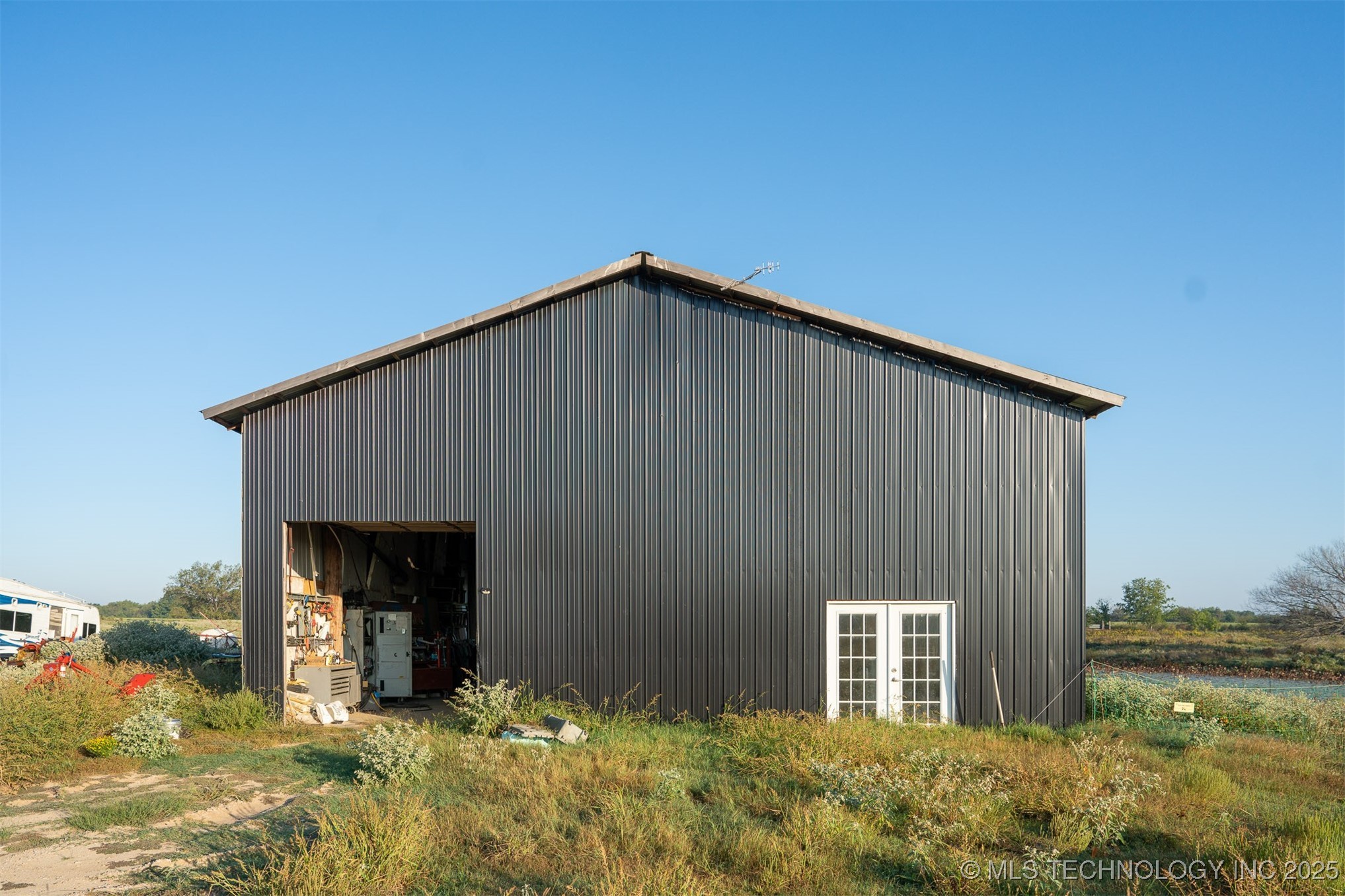 91 E 211th Street S Property Photo 9