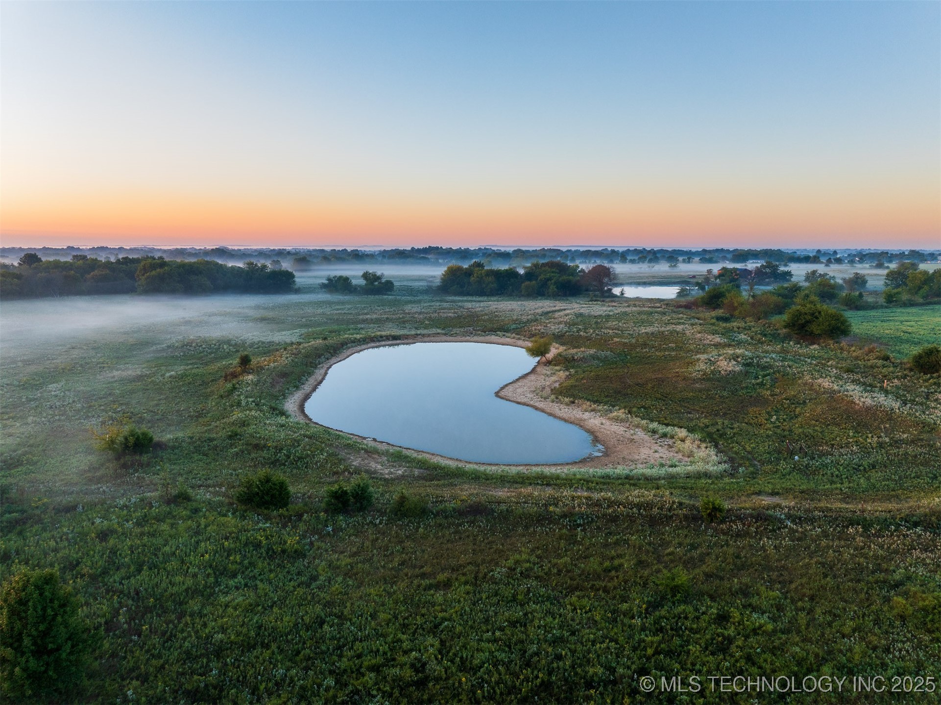 91 E 211th Street S Property Photo 14