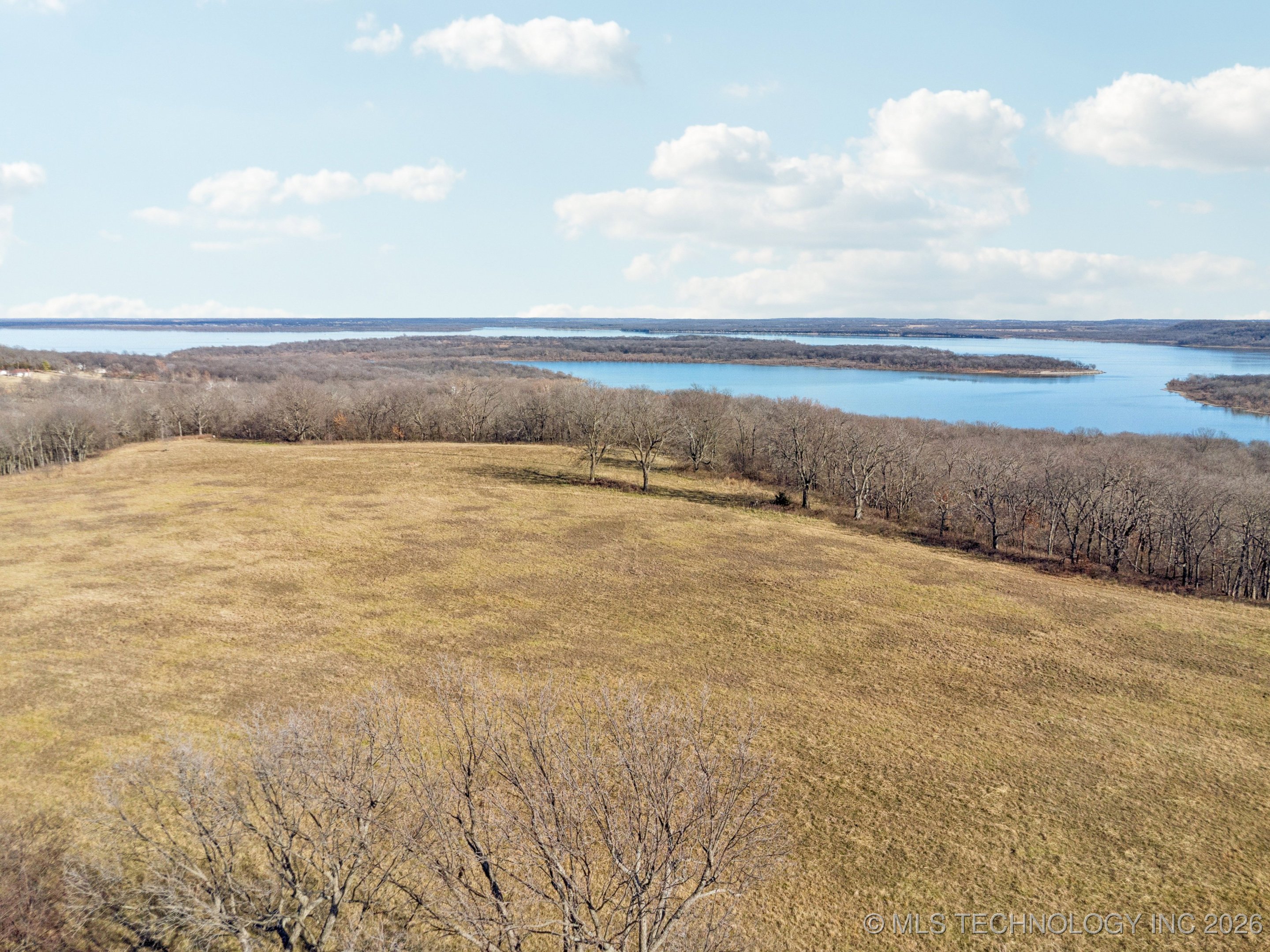 E 360 Road Property Photo 3