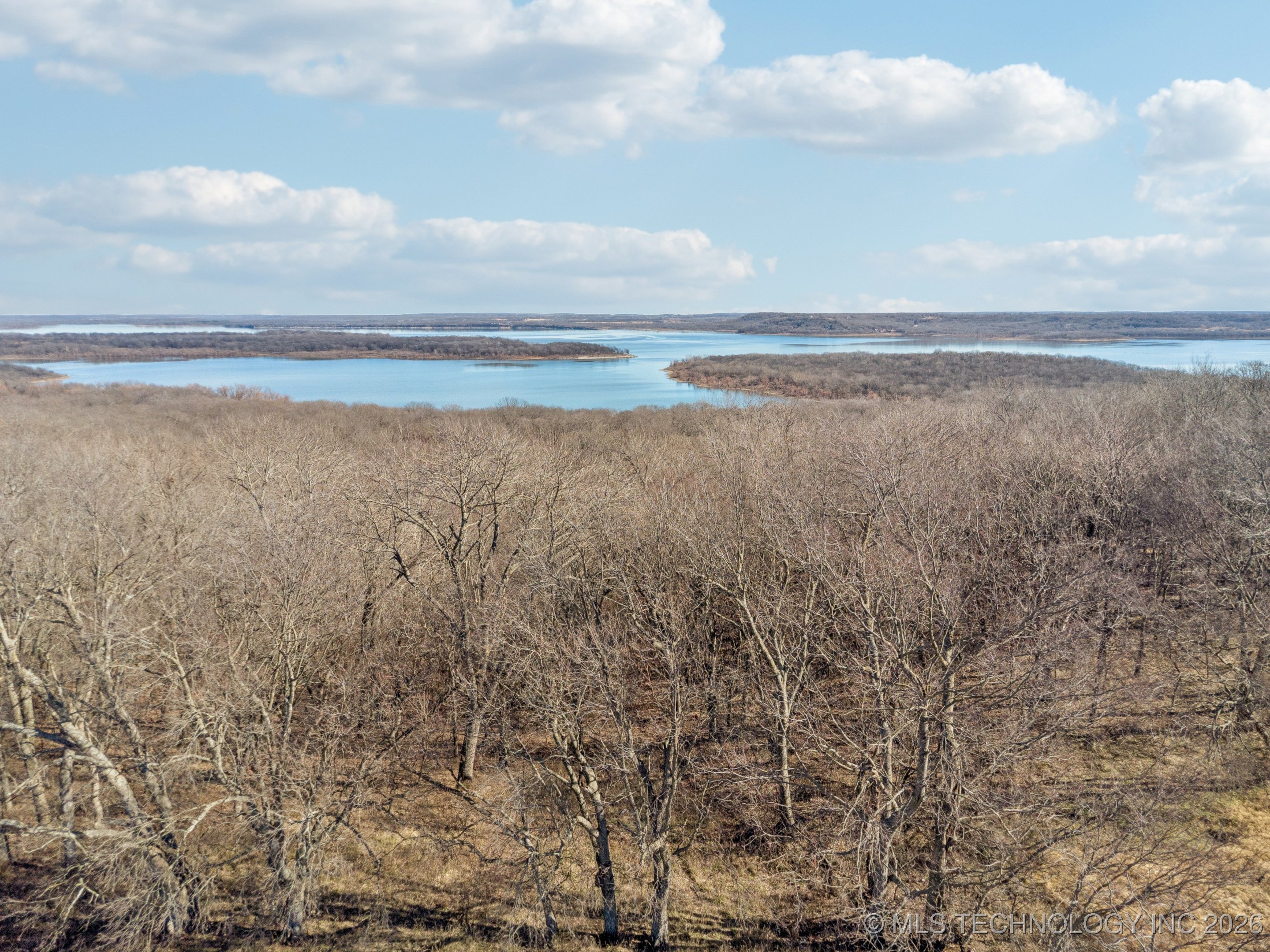 E 360 Road Property Photo 4