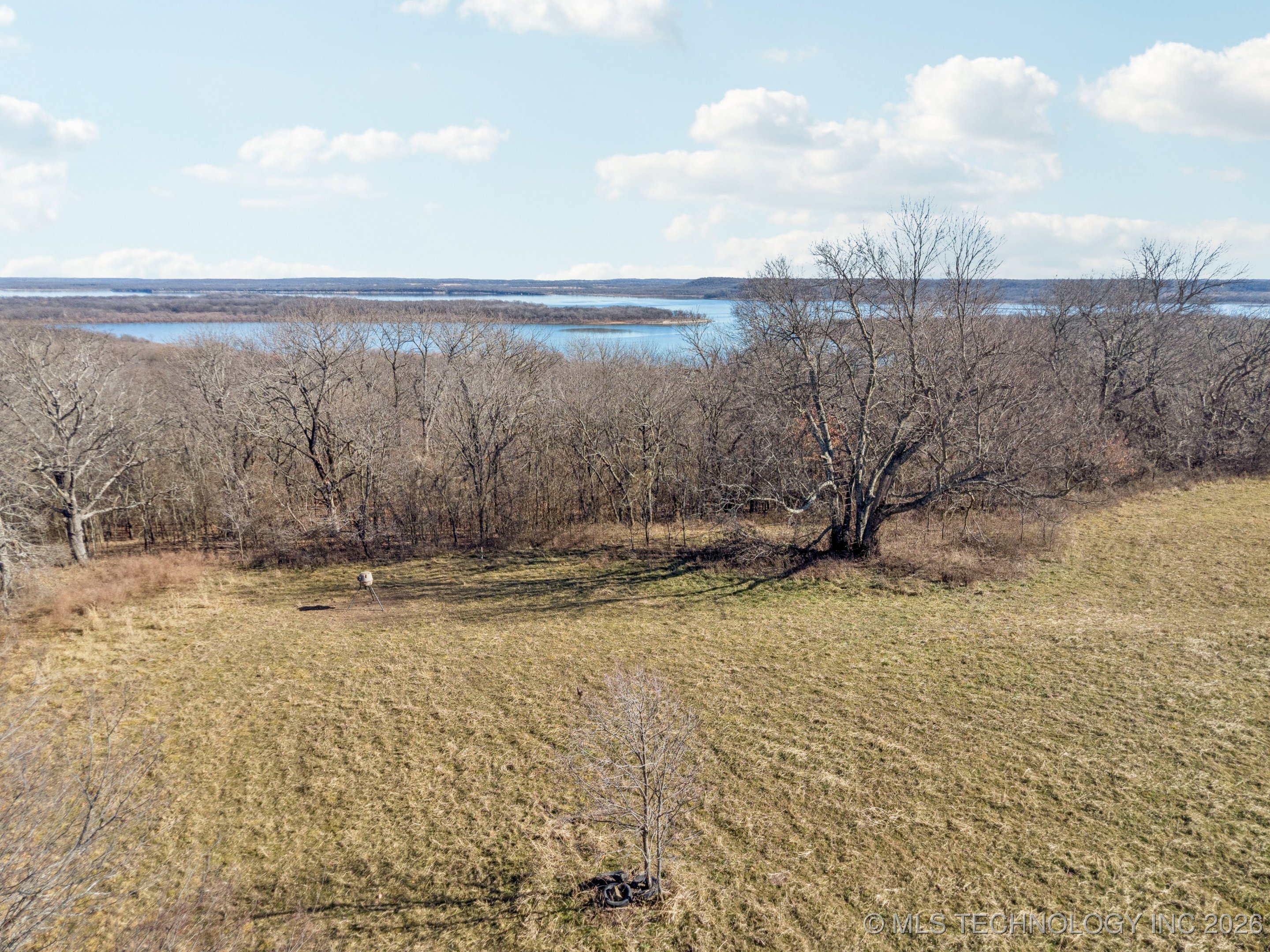 E 360 Road Property Photo 7