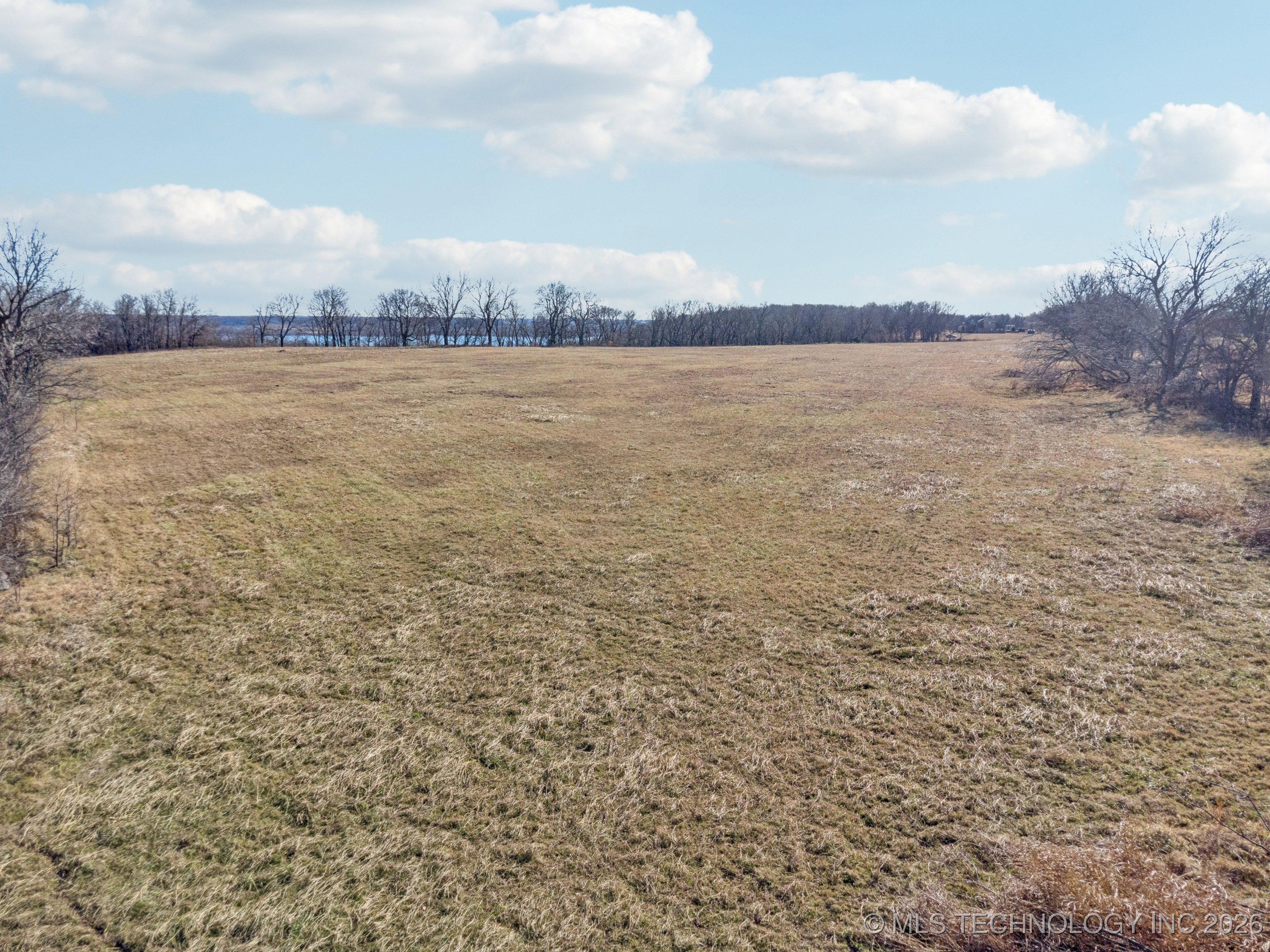 E 360 Road Property Photo 8