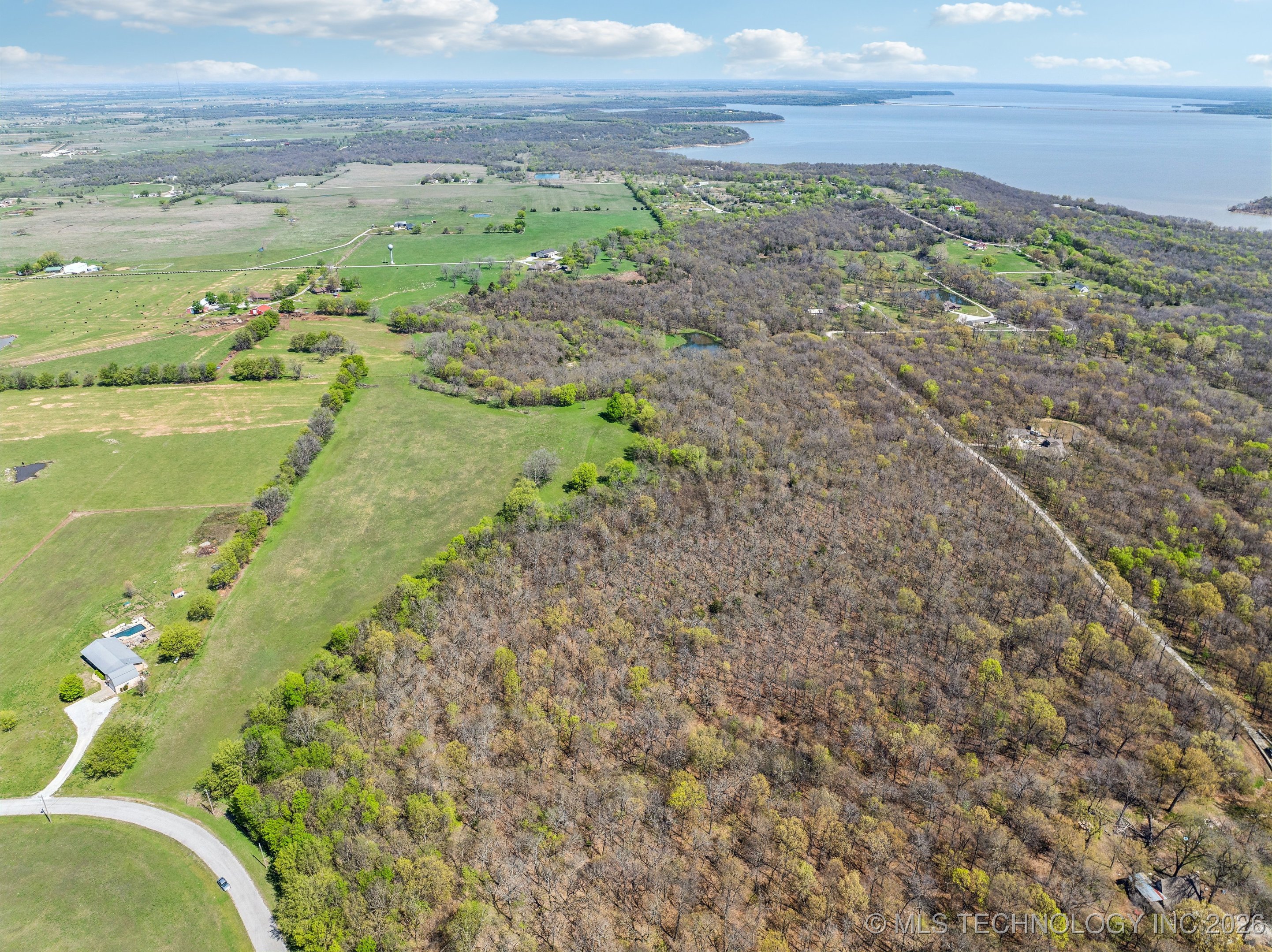 E 360 Road Property Photo 19