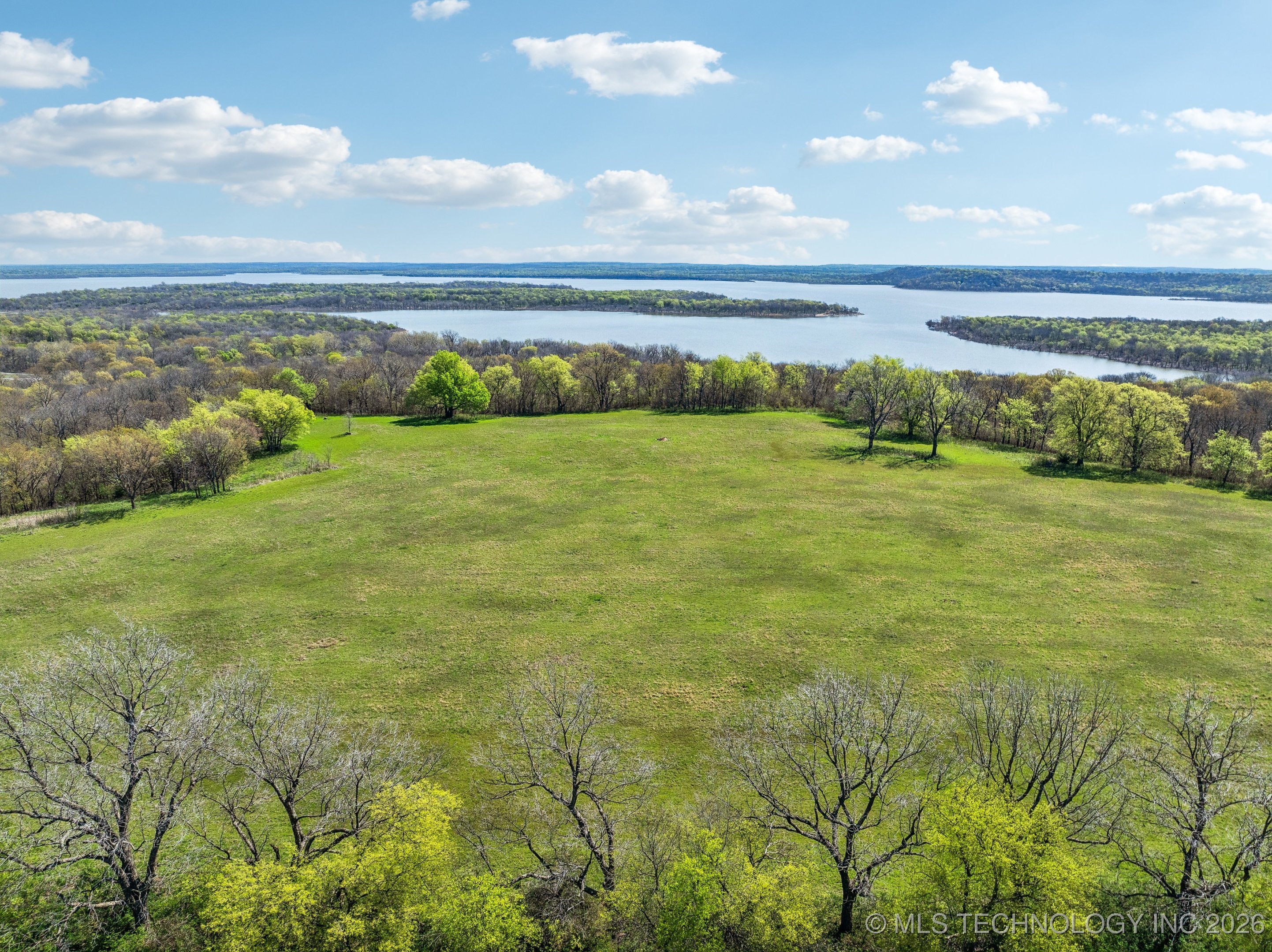 E 360 Road Property Photo 20