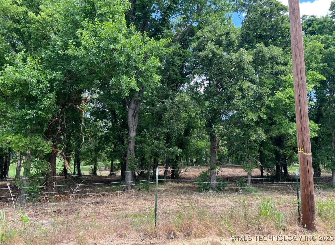 7668 N Harvard Avenue E Property Photo 3