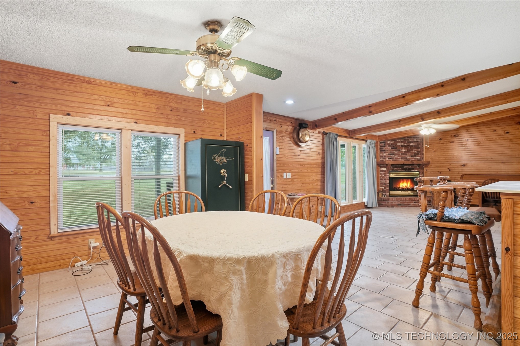 175 S 428 Road Property Photo 18