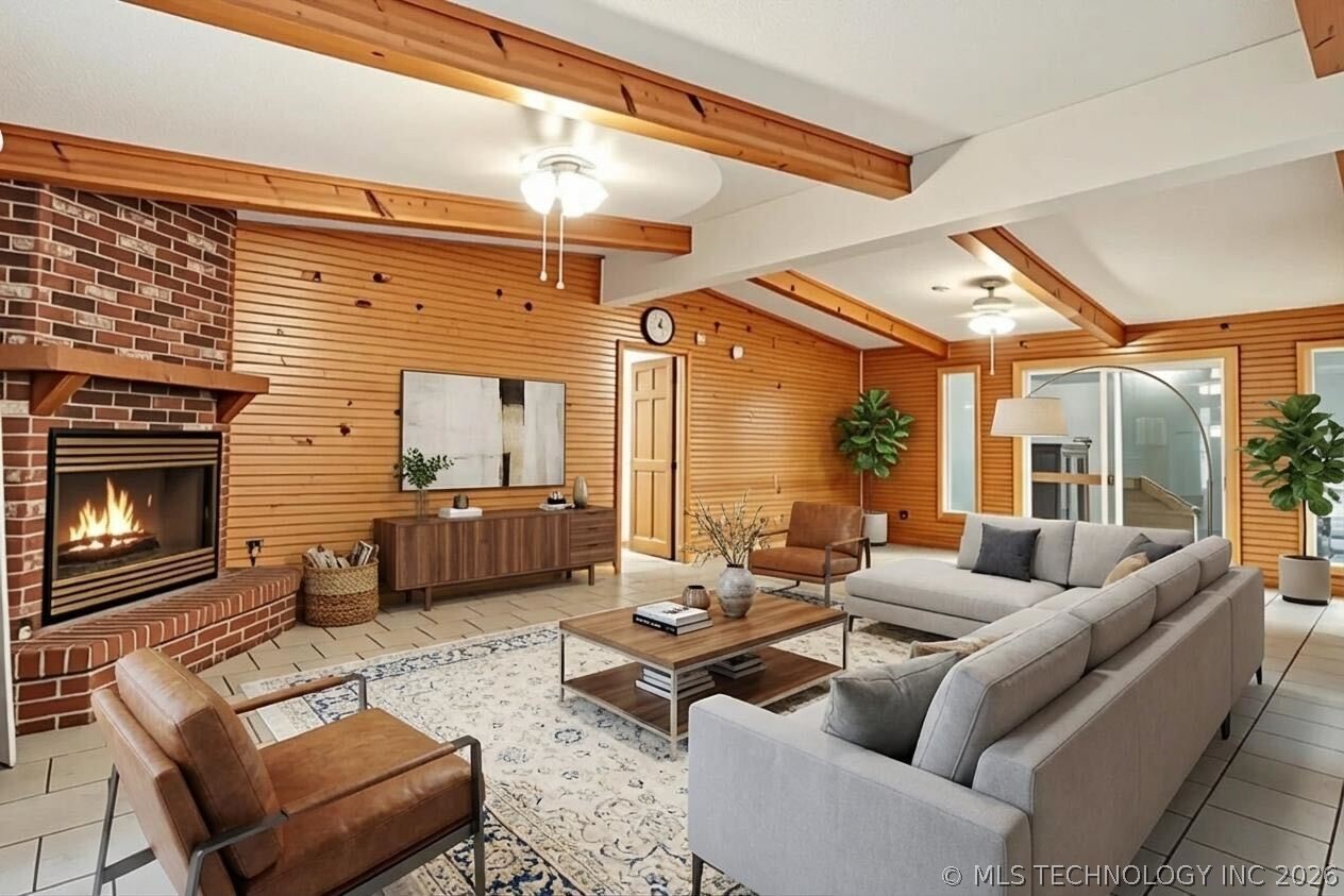 175 S 428 Road Property Photo 22