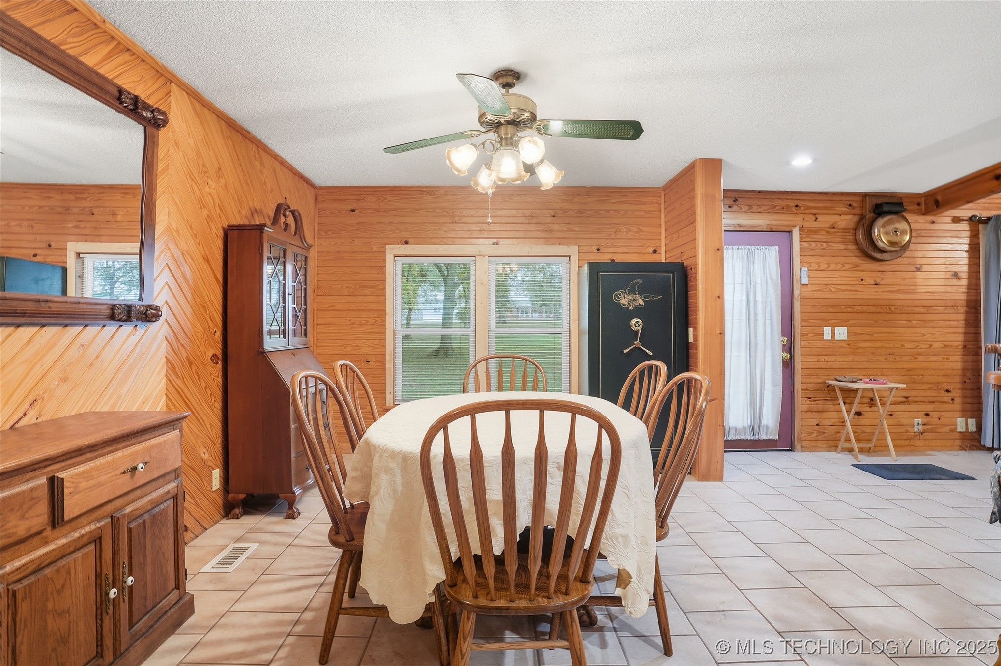 175 S 428 Road Property Photo 27