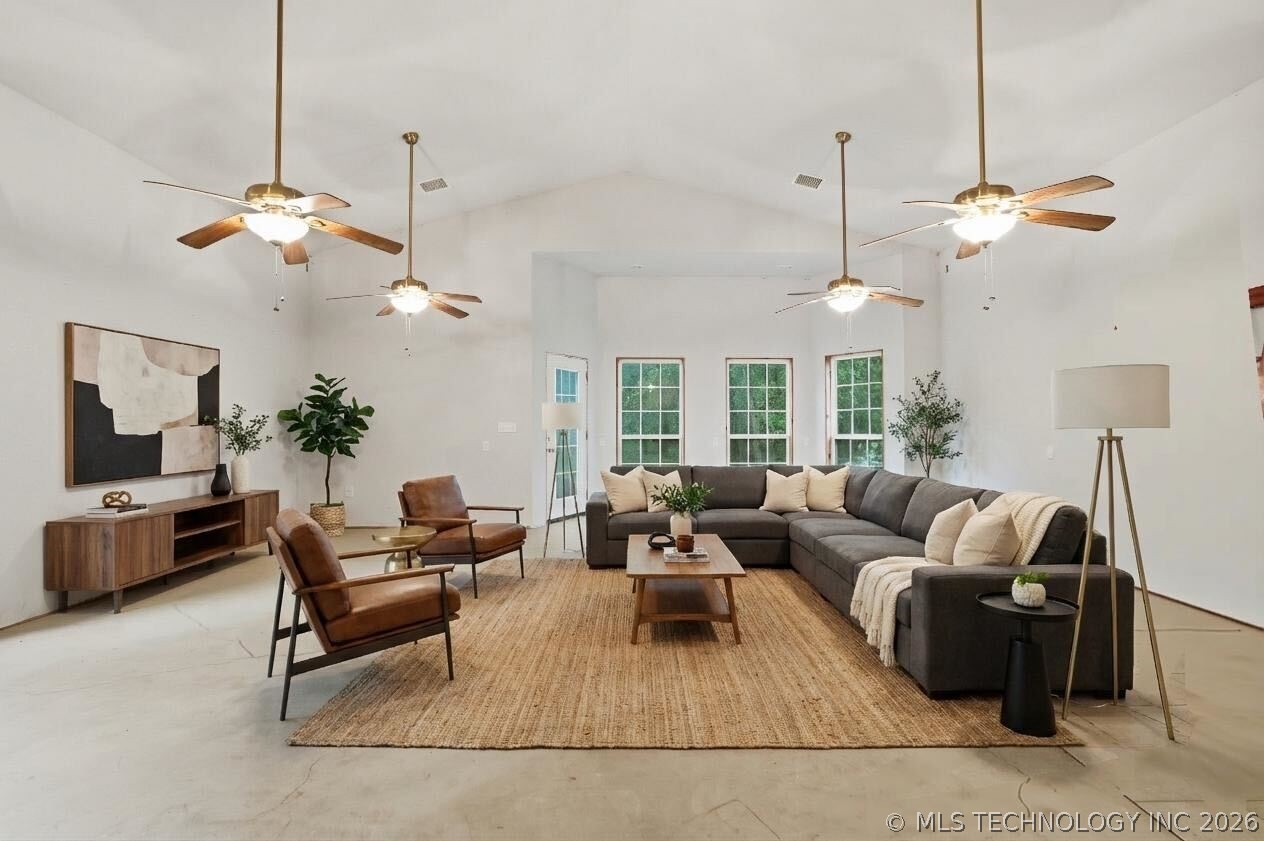 175 S 428 Road Property Photo 37