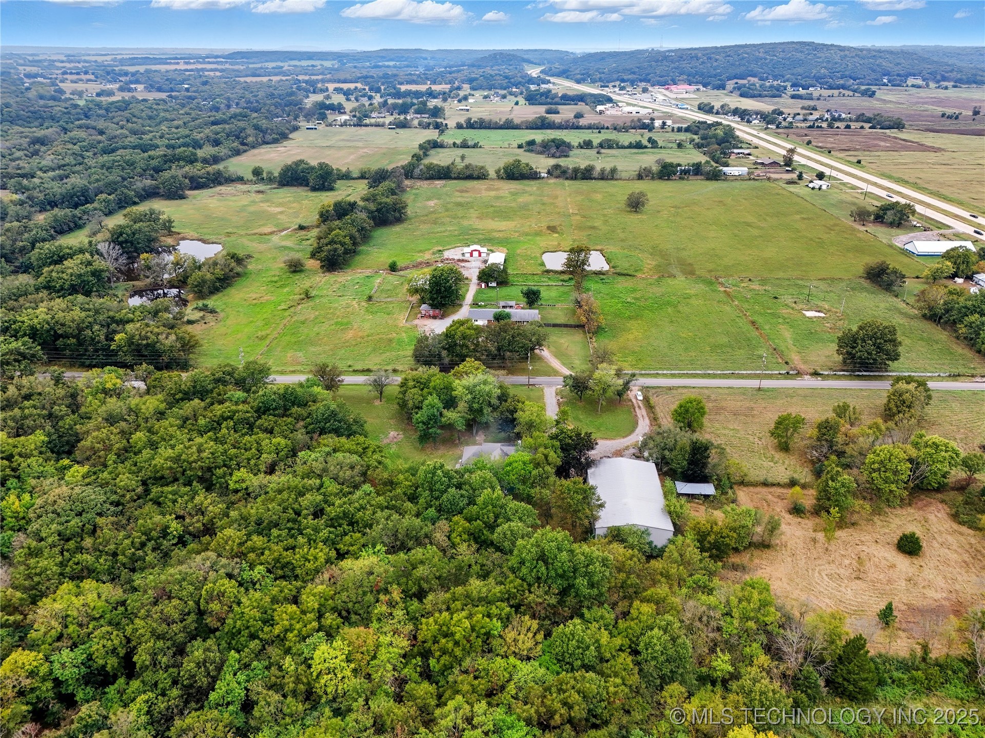 175 S 428 Road Property Photo 58