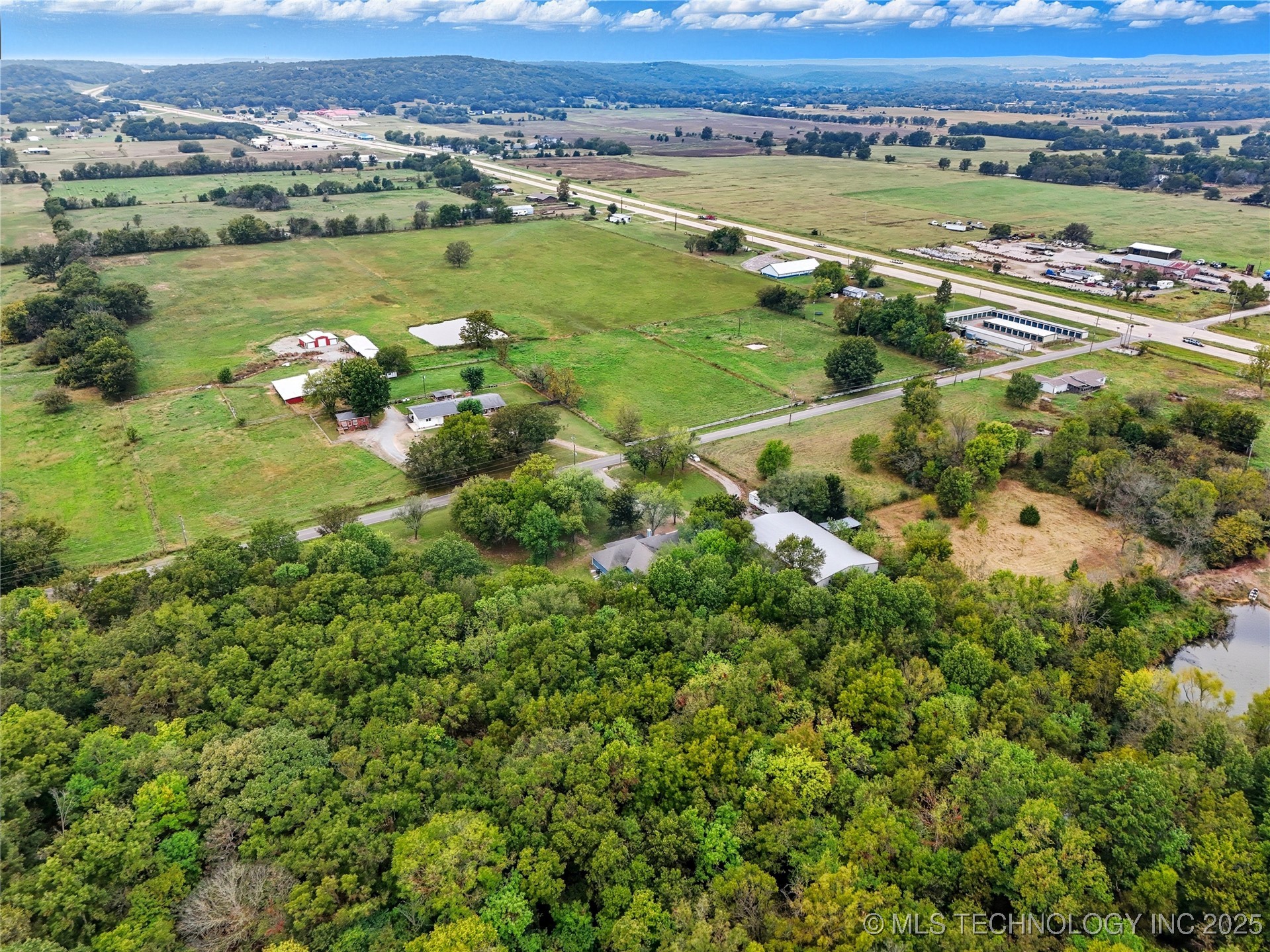 175 S 428 Road Property Photo 59